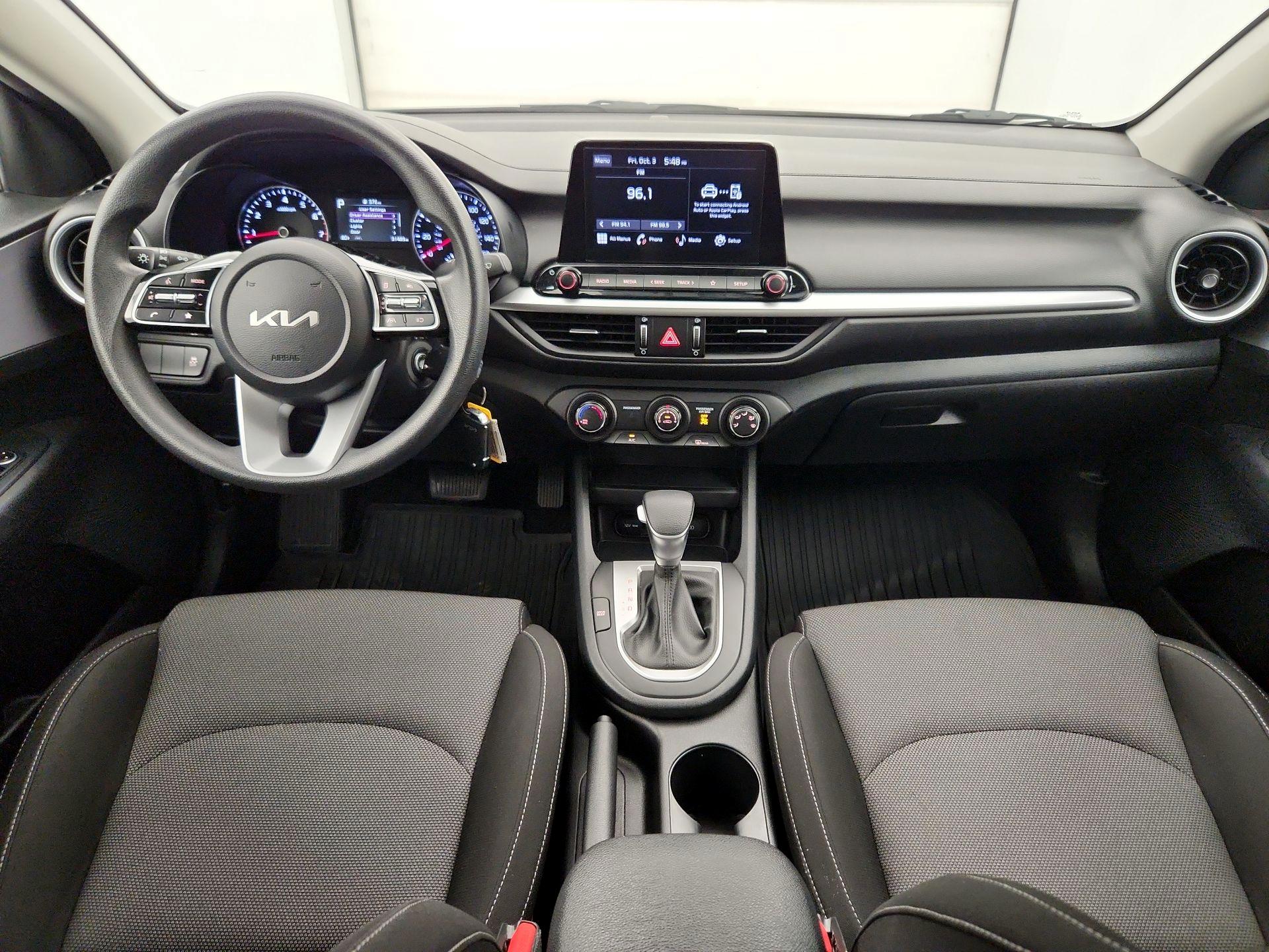 Thumbnail: 2024 Kia Forte - 9
