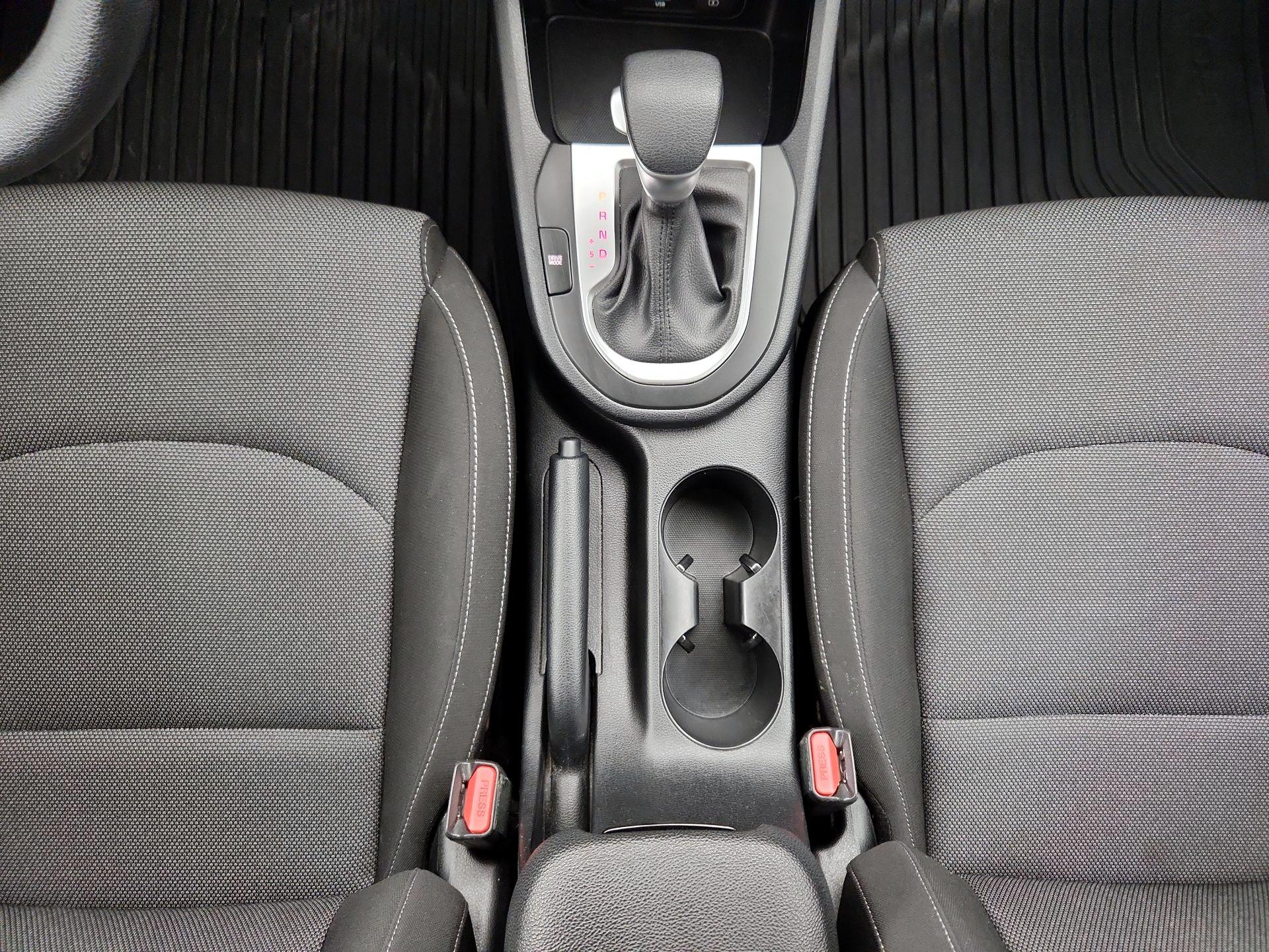 Thumbnail: 2024 Kia Forte - 17