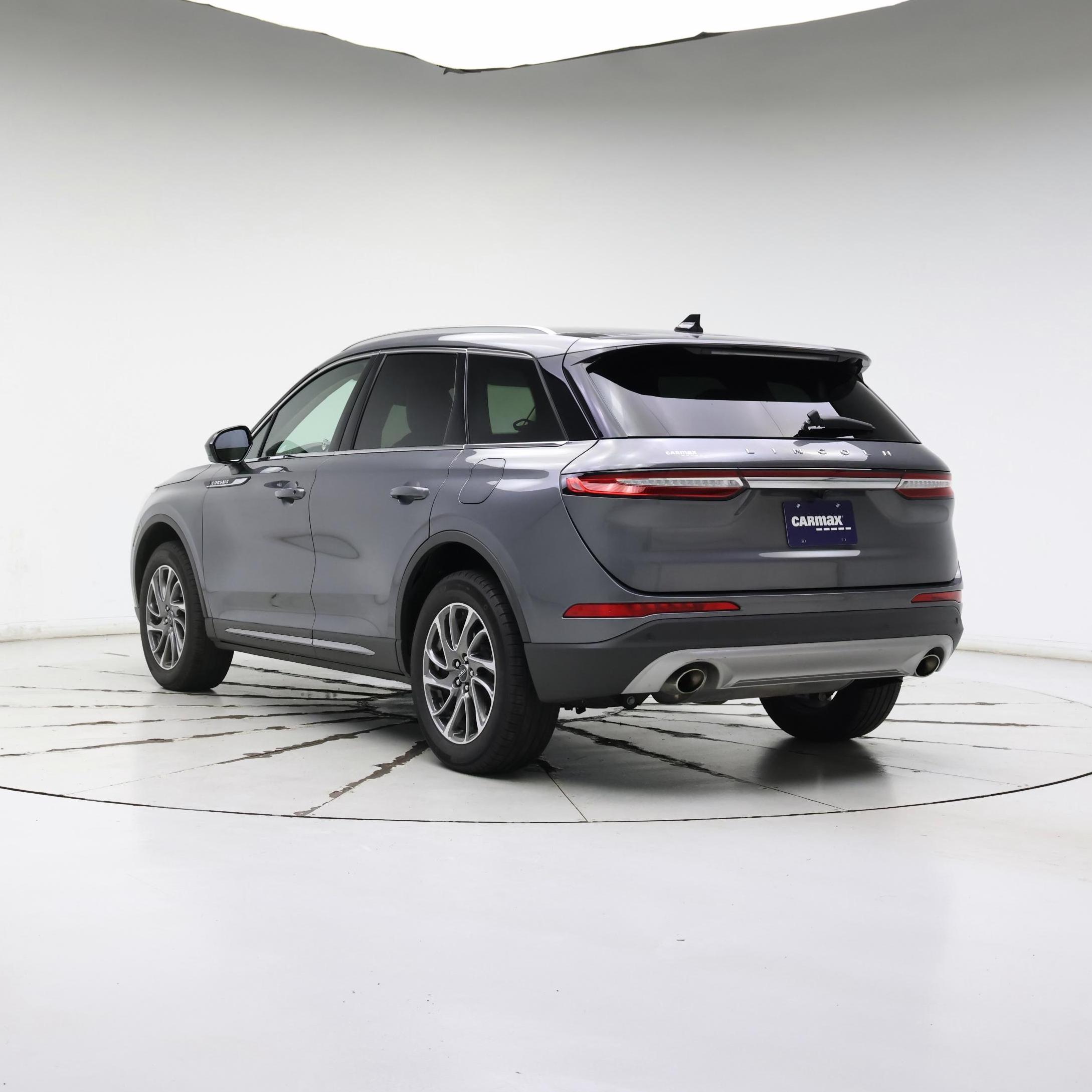 Thumbnail: 2022 Lincoln Corsair - 2