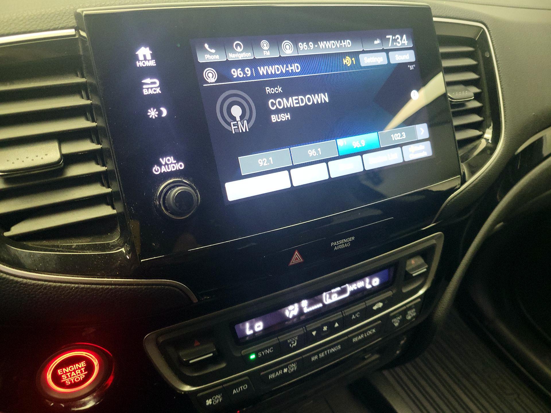 Thumbnail: 2019 Honda Pilot - 16