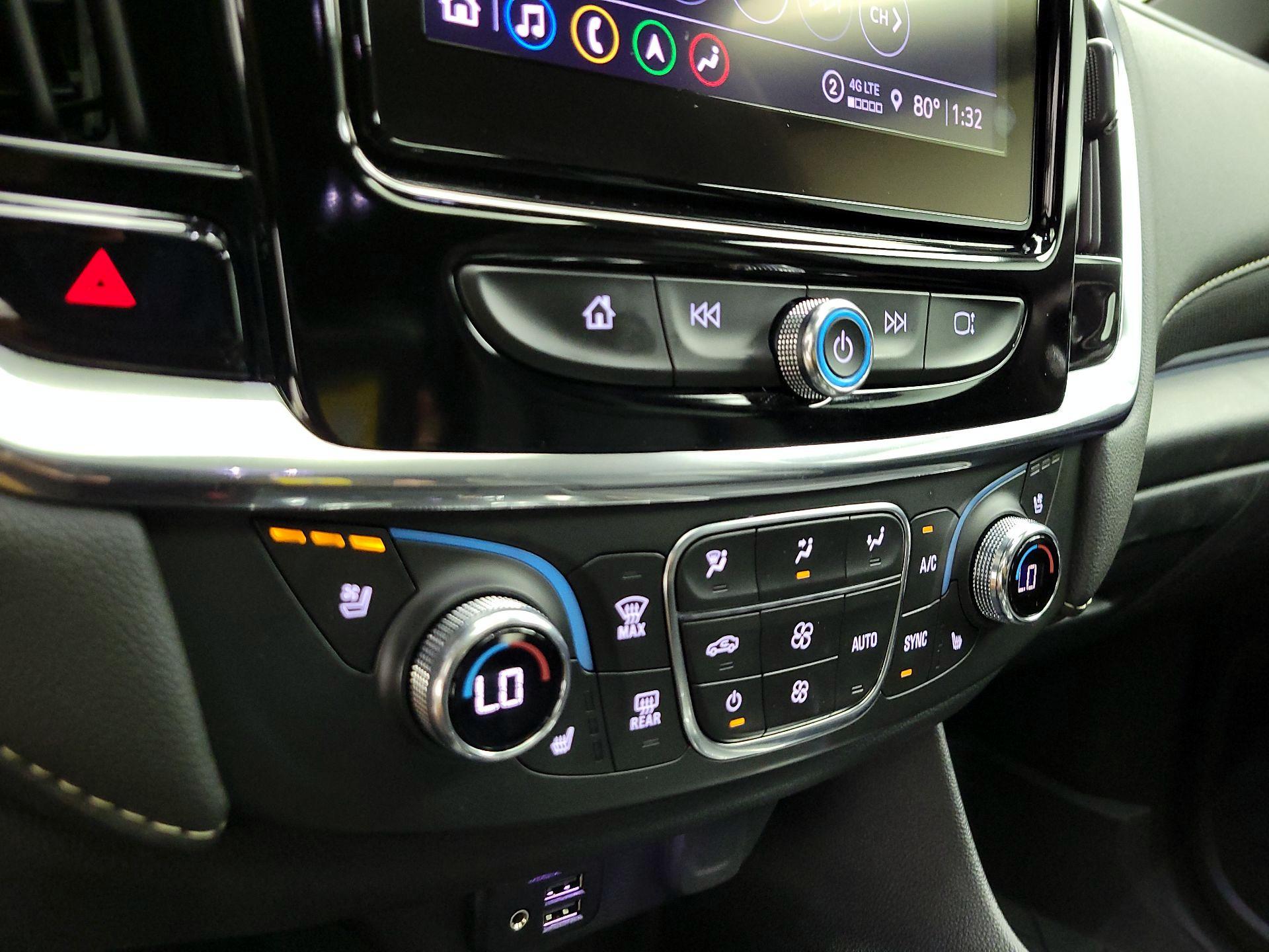 Thumbnail: 2023 Chevrolet Traverse - 16