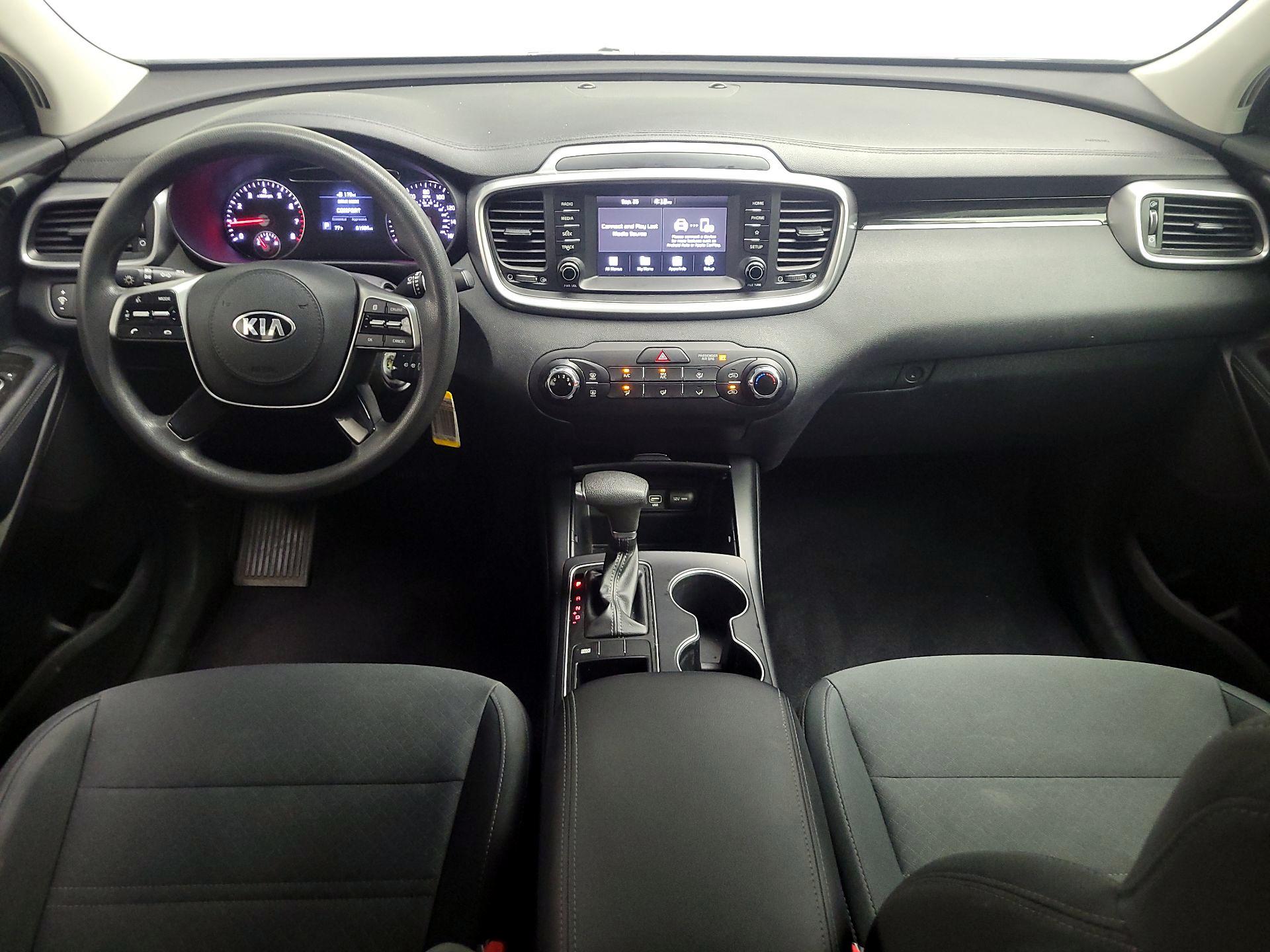 Thumbnail: 2019 Kia Sorento - 9