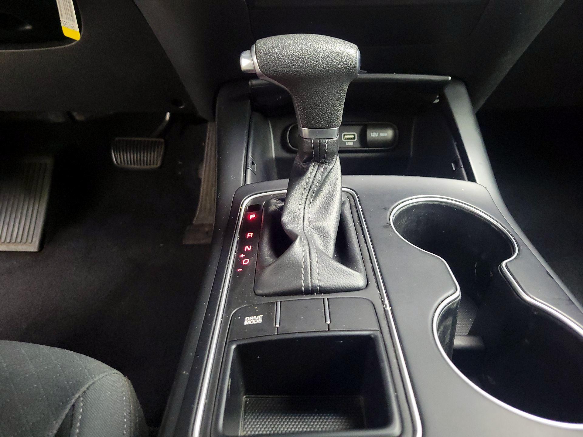 Thumbnail: 2019 Kia Sorento - 17