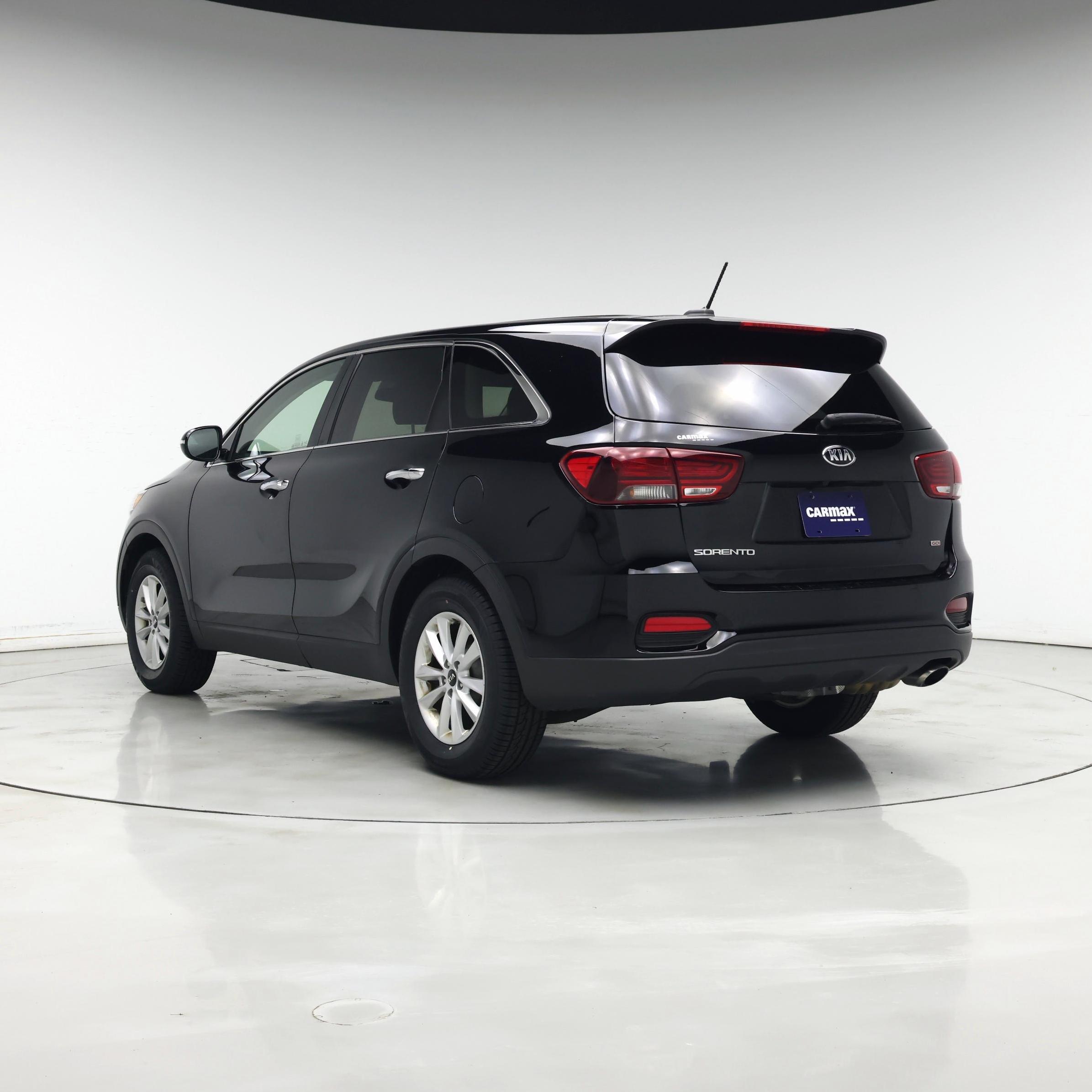 Thumbnail: 2019 Kia Sorento - 2