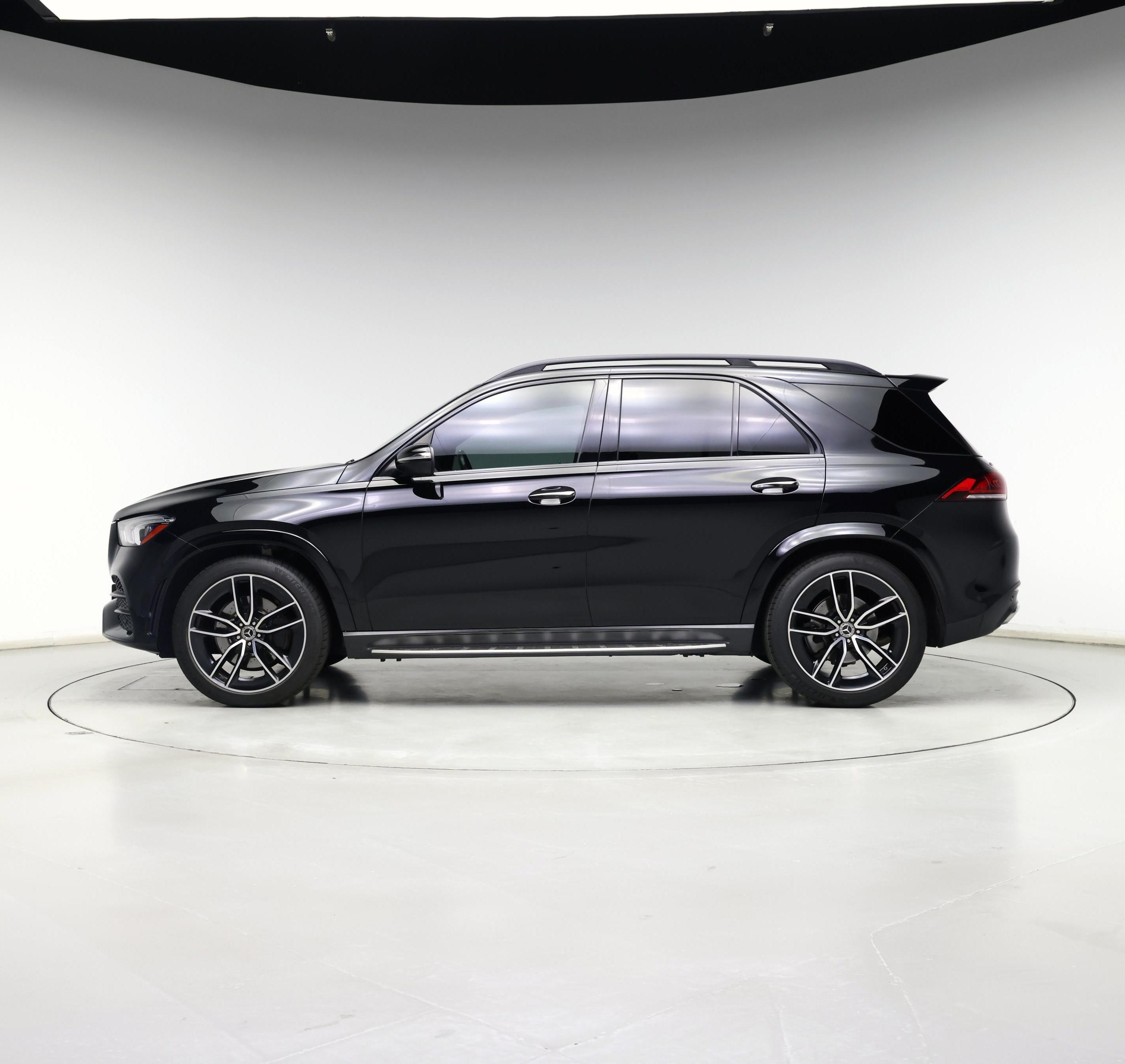 Thumbnail: 2020 Mercedes-Benz GLE - 3