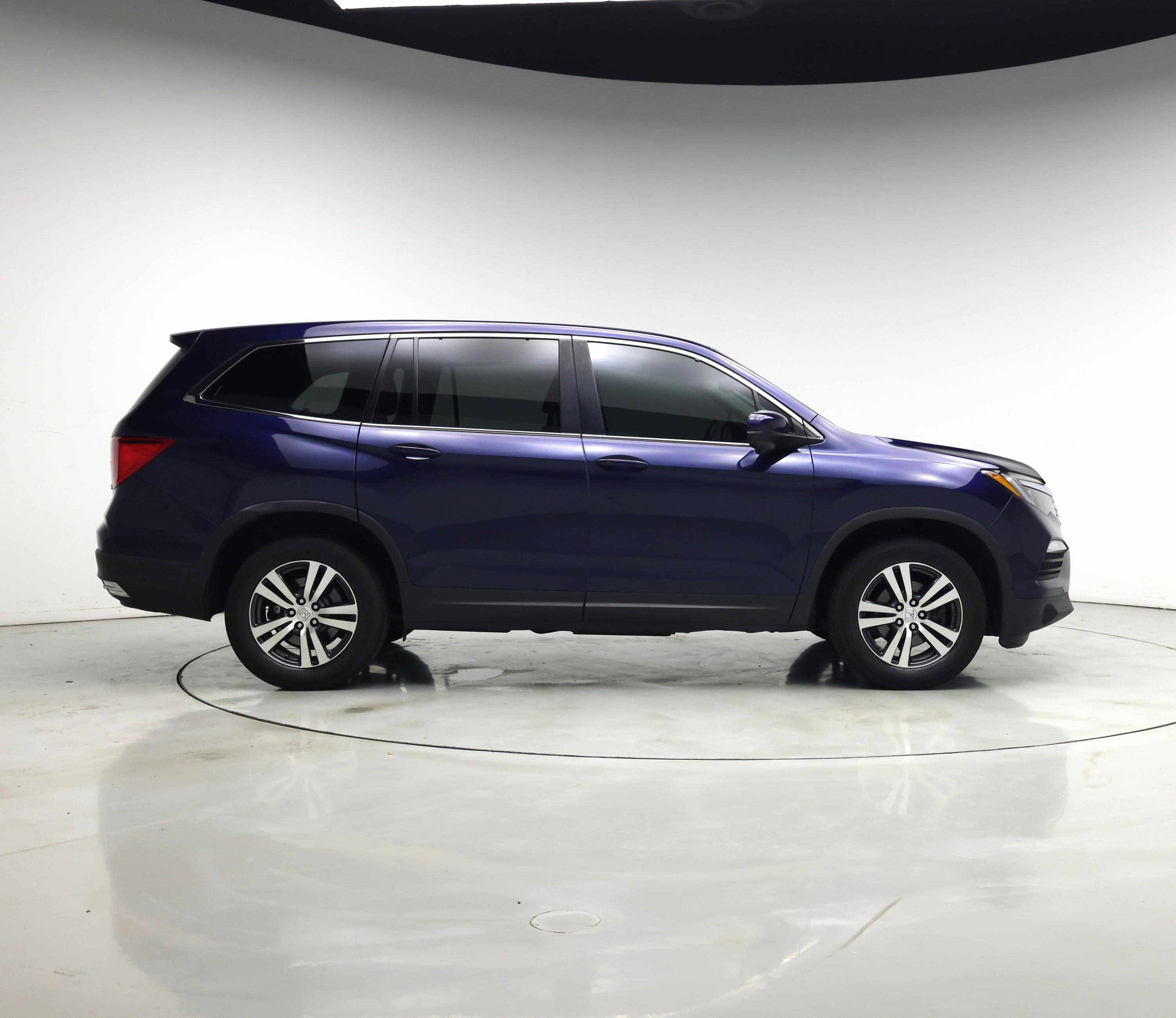 Thumbnail: 2016 Honda Pilot - 7
