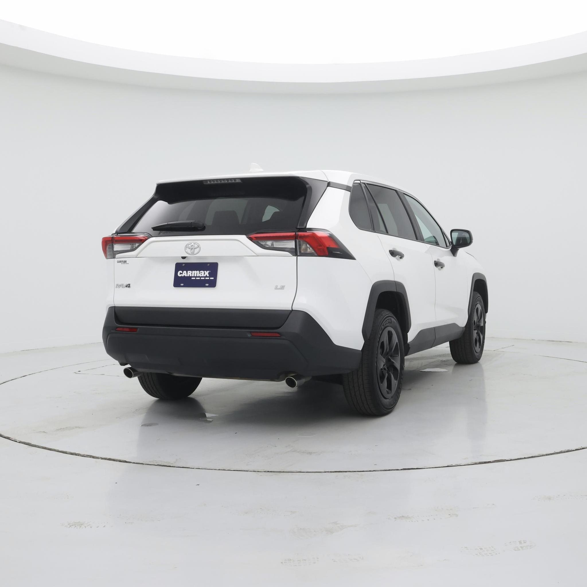 Thumbnail: 2024 Toyota RAV4 - 8