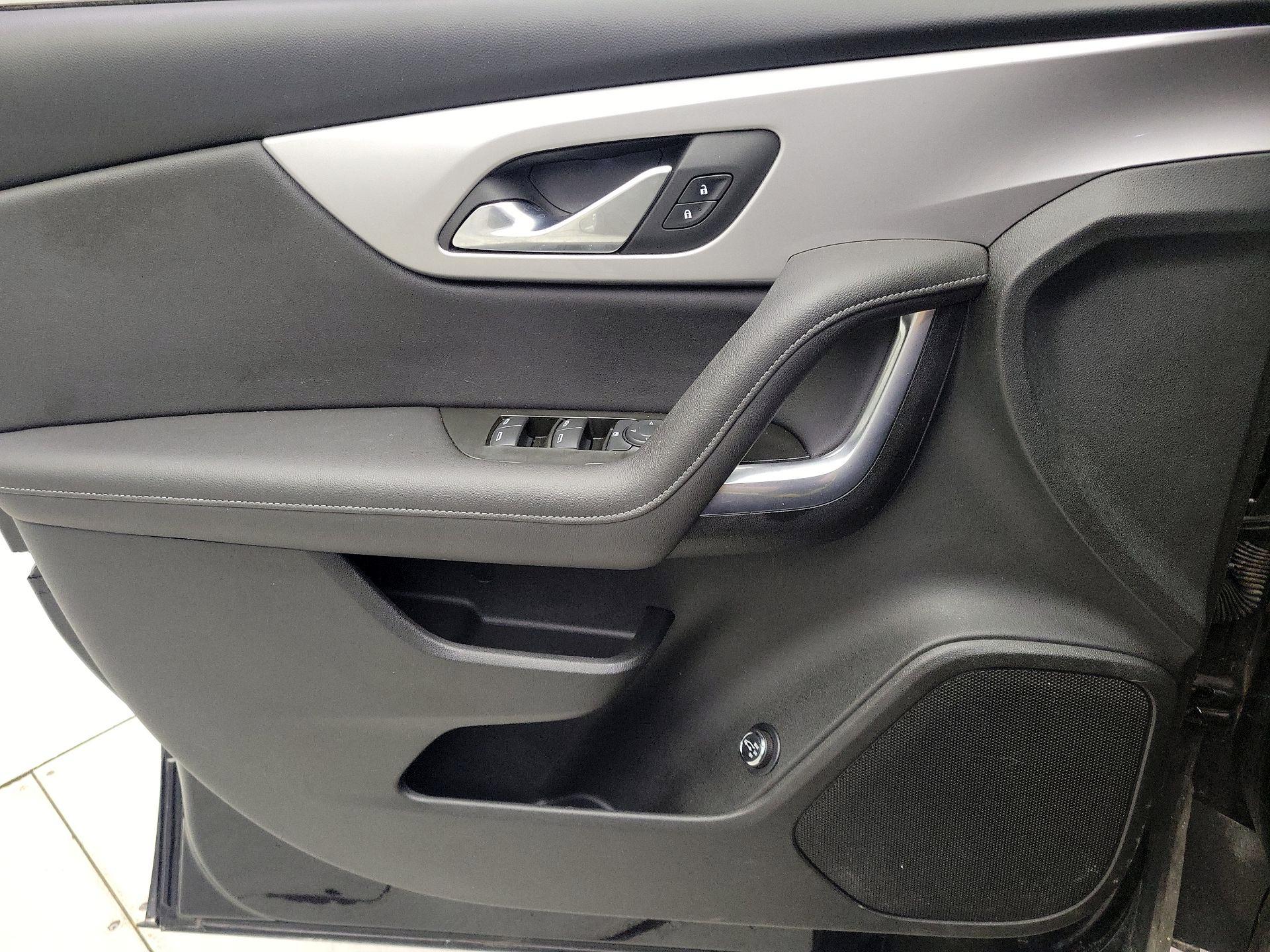 Thumbnail: 2022 Chevrolet Blazer - 12