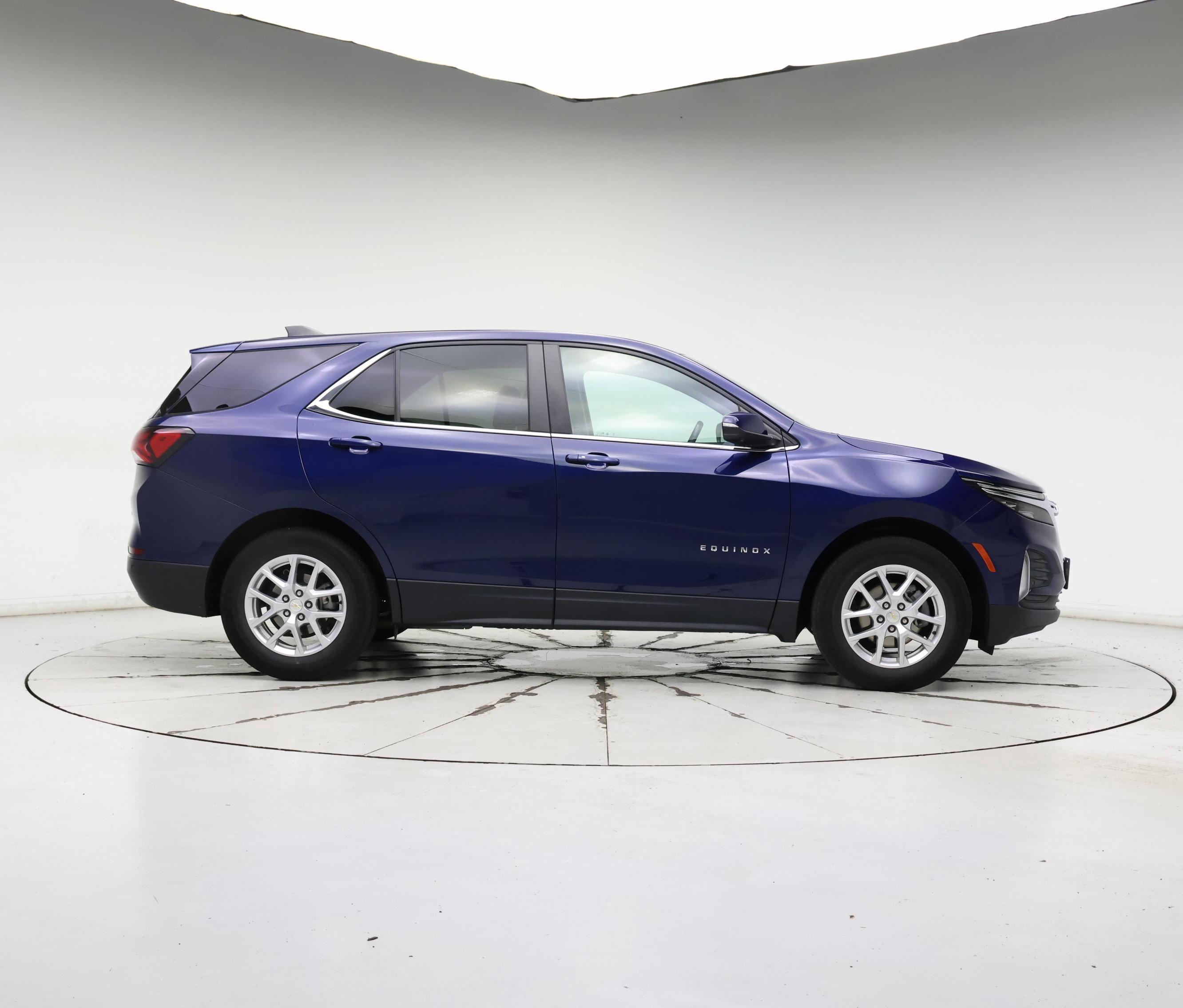 Thumbnail: 2022 Chevrolet Equinox - 7