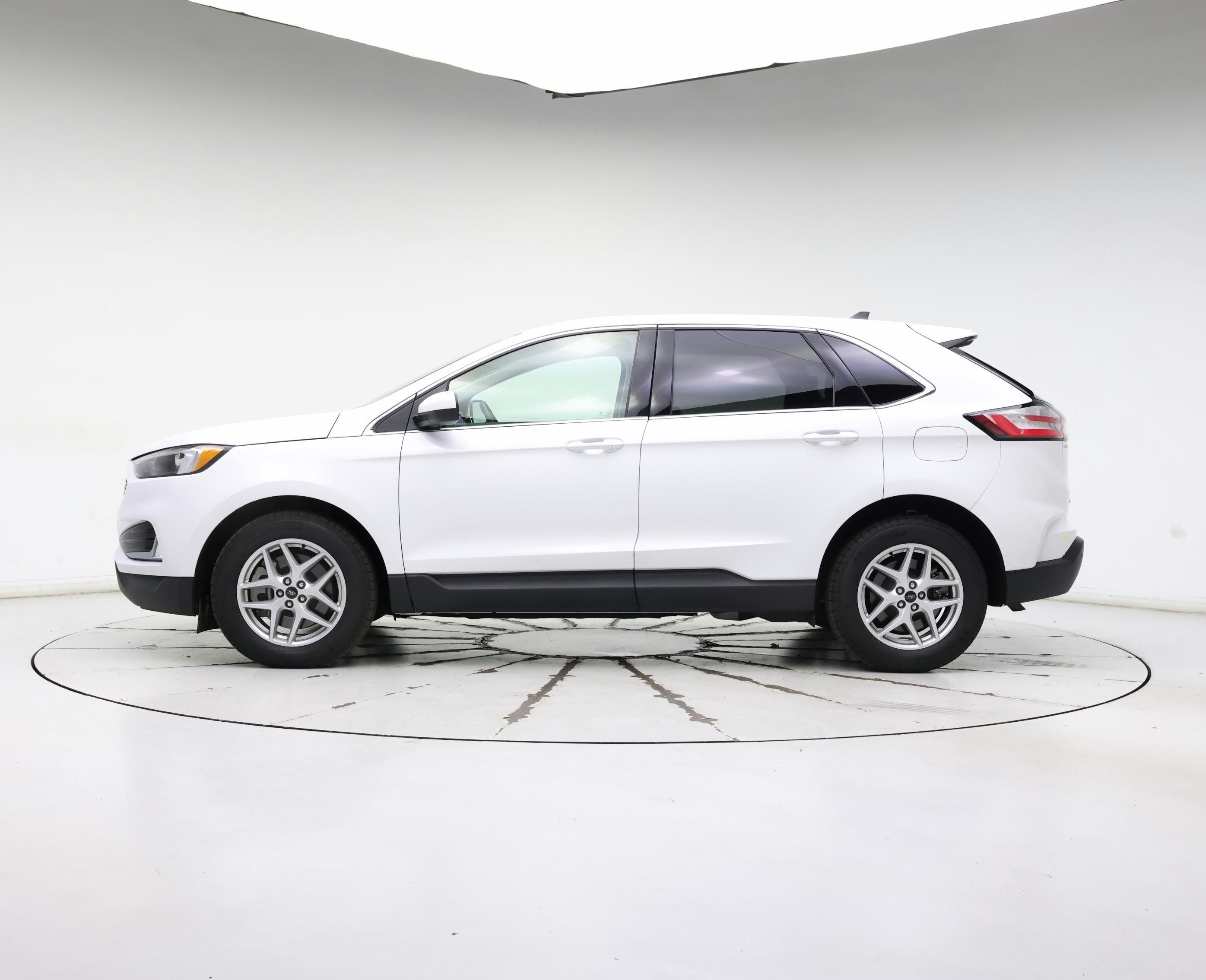 Thumbnail: 2023 Ford Edge - 3