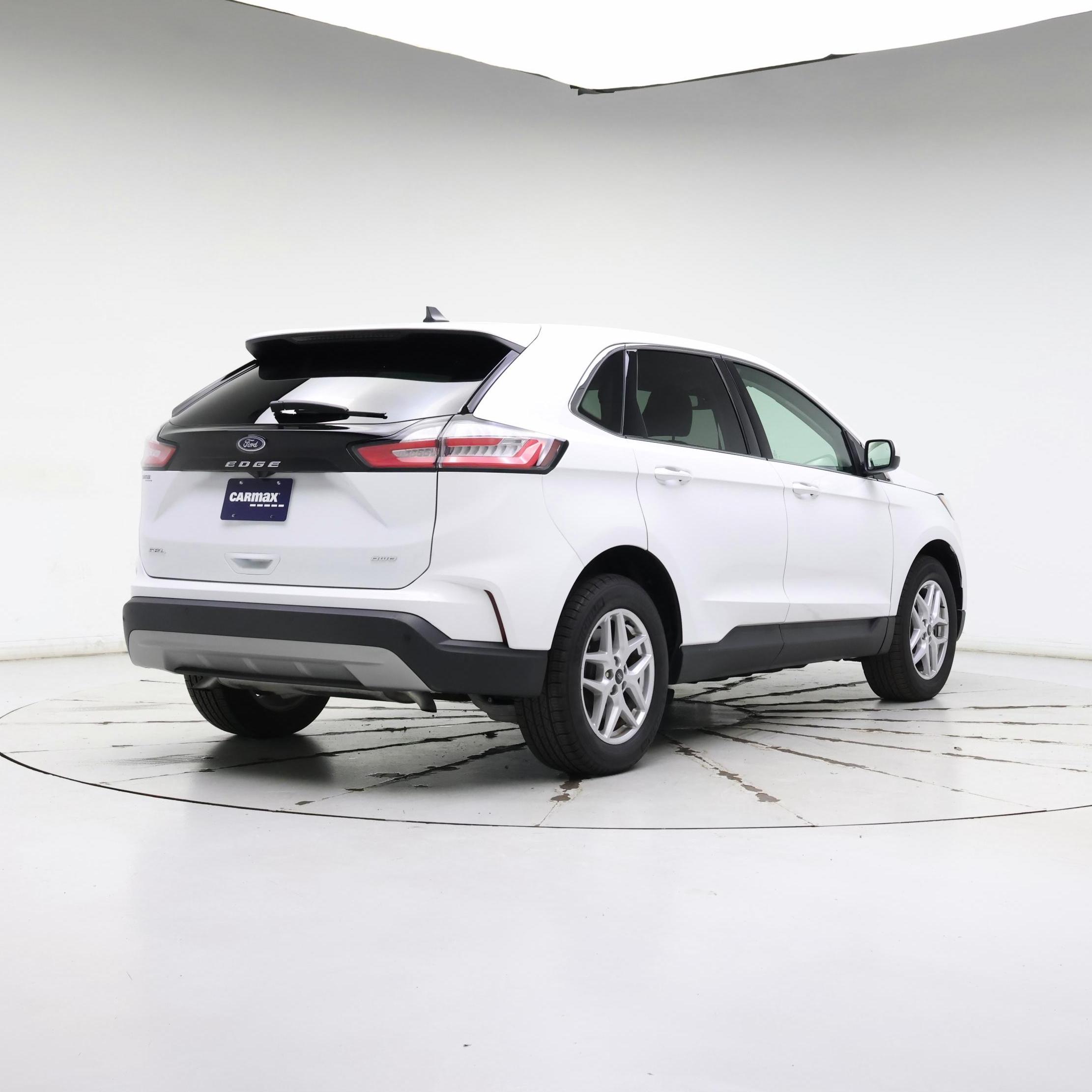 Thumbnail: 2023 Ford Edge - 8