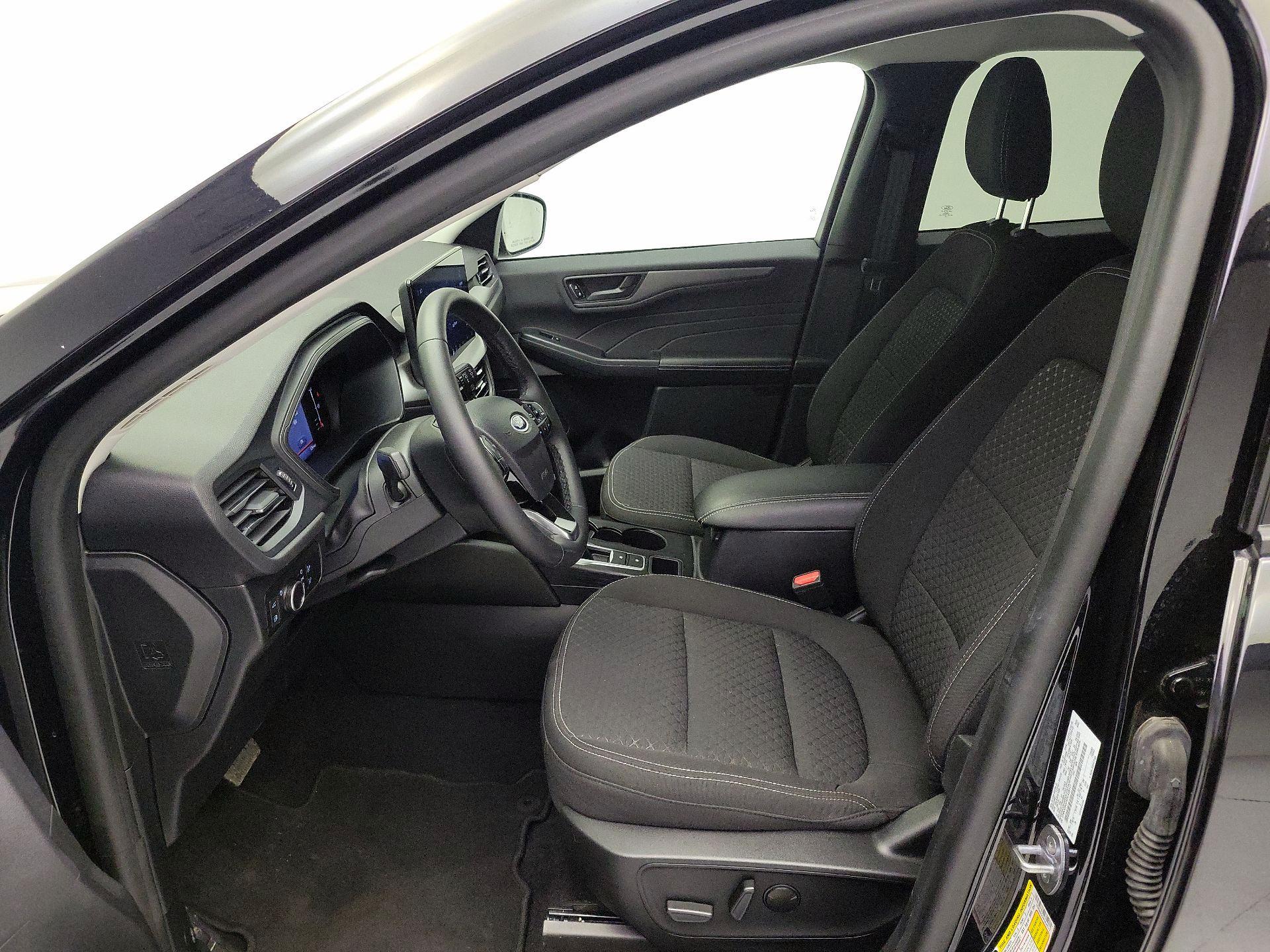 Thumbnail: 2023 Ford Escape - 11