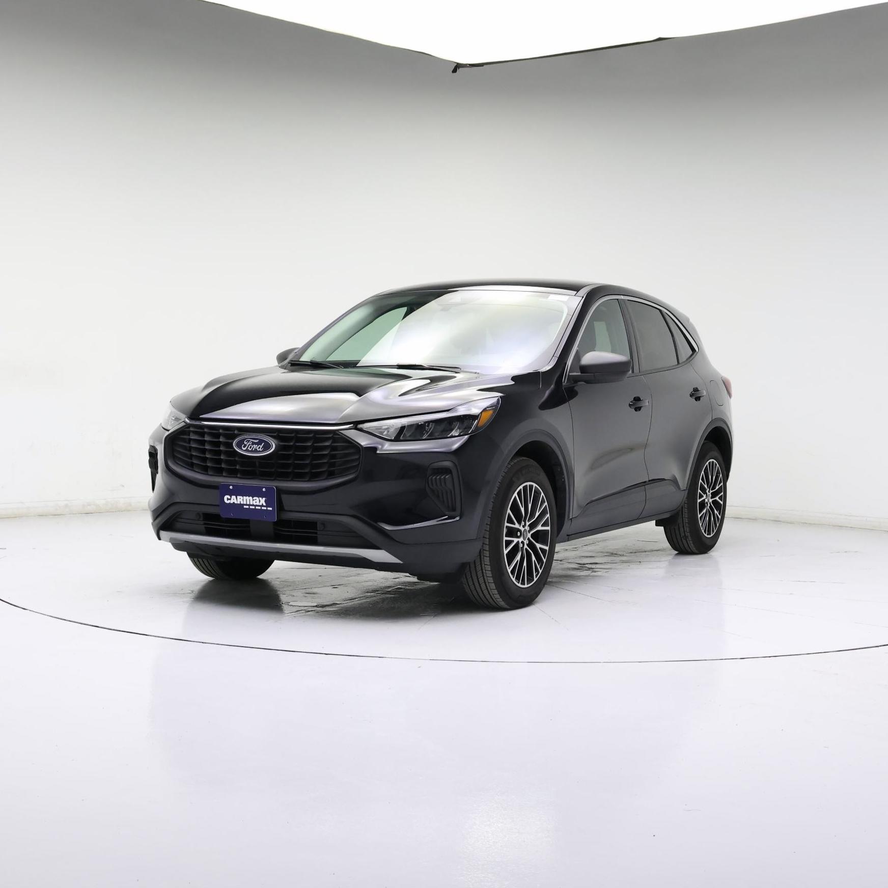 Thumbnail: 2023 Ford Escape - 4