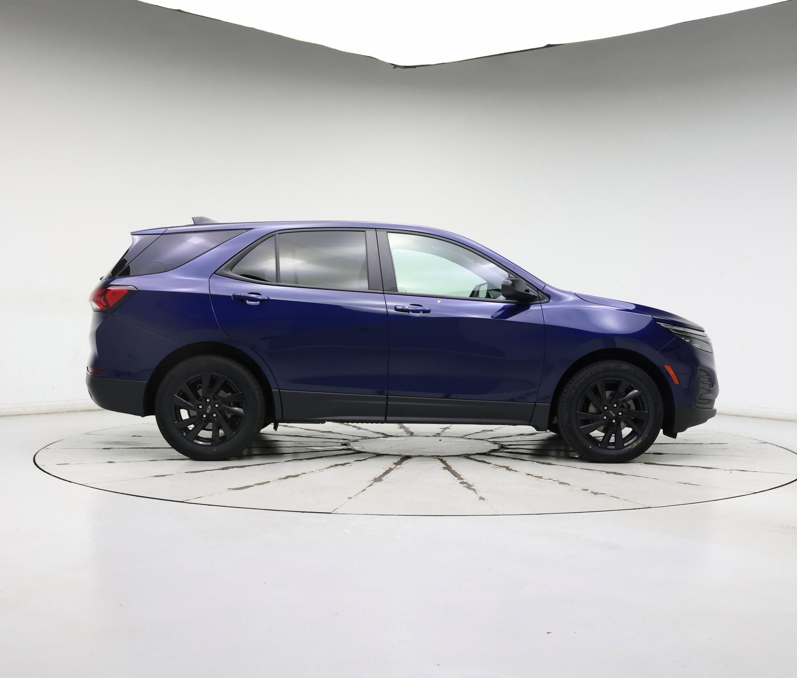 Thumbnail: 2023 Chevrolet Equinox - 7