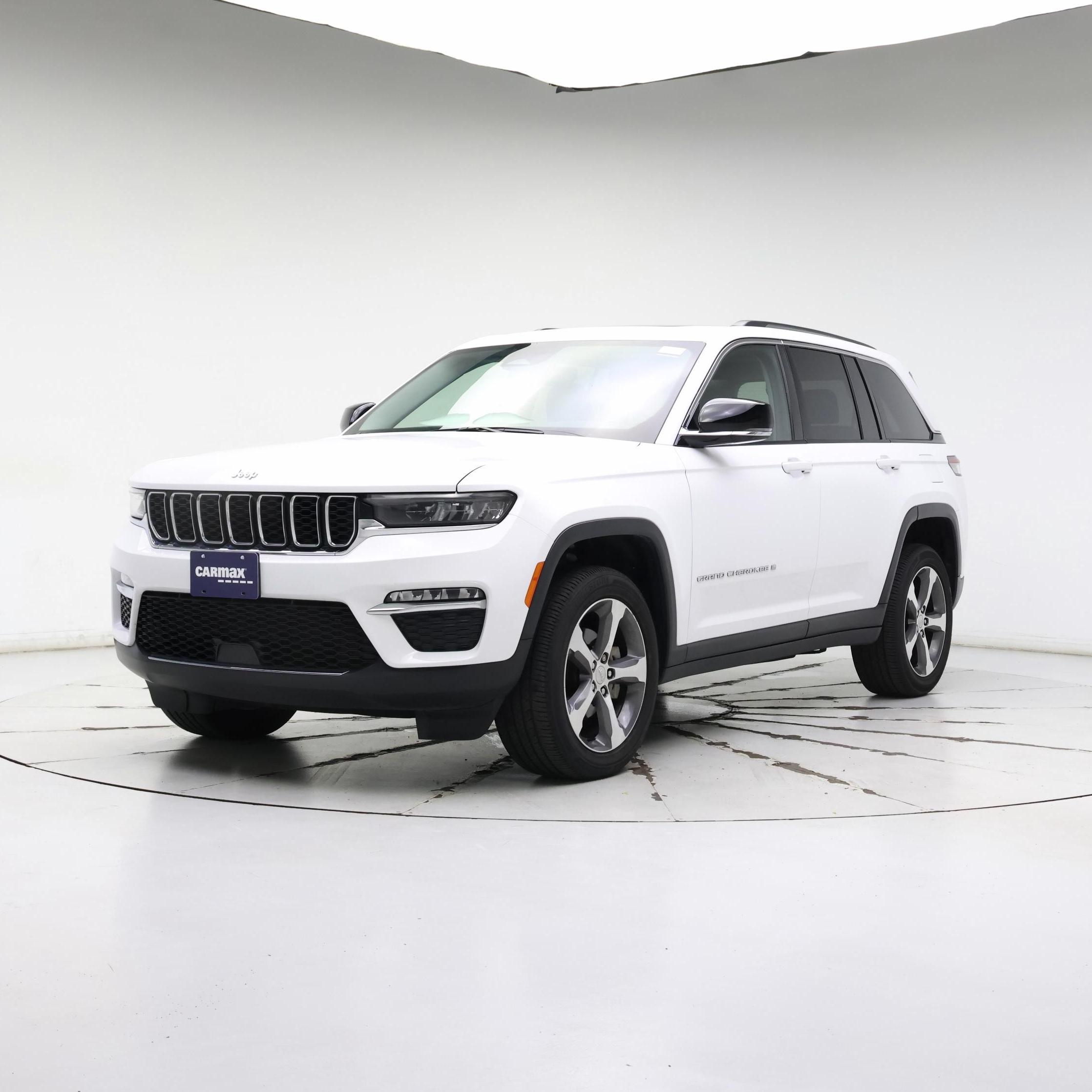 Thumbnail: 2023 Jeep Grand Cherokee - 4