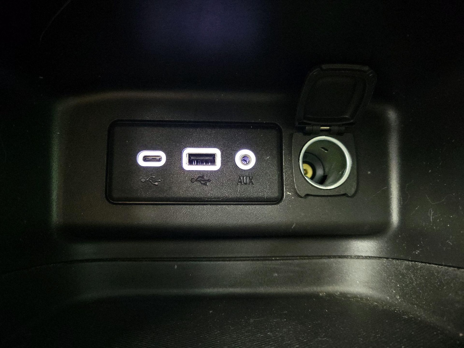 2023 Chevrolet Equinox LS - Photo 18