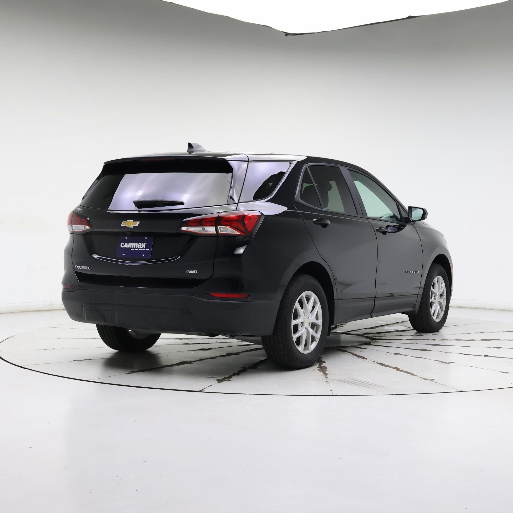 Thumbnail: 2023 Chevrolet Equinox - 8