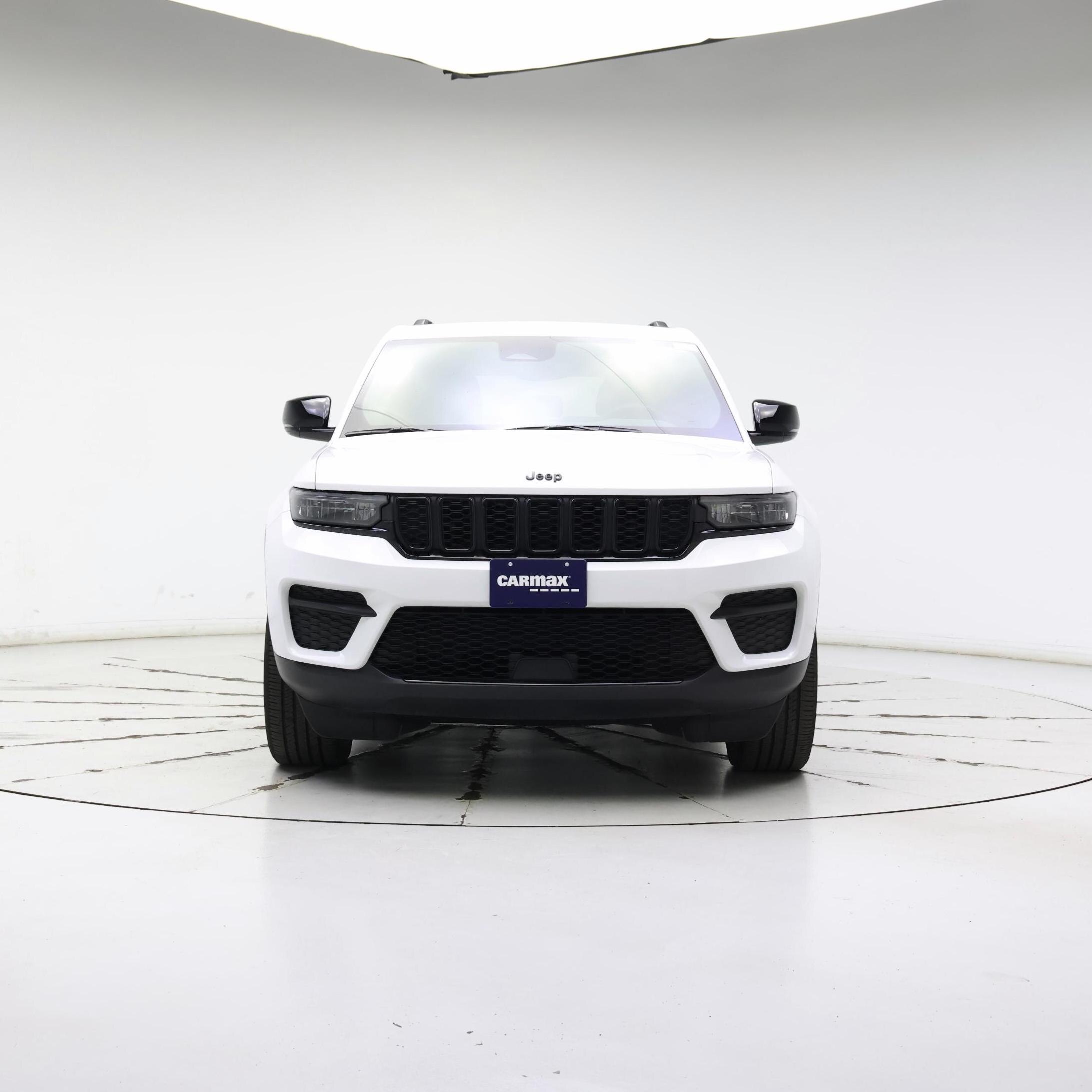 Thumbnail: 2023 Jeep Grand Cherokee - 5