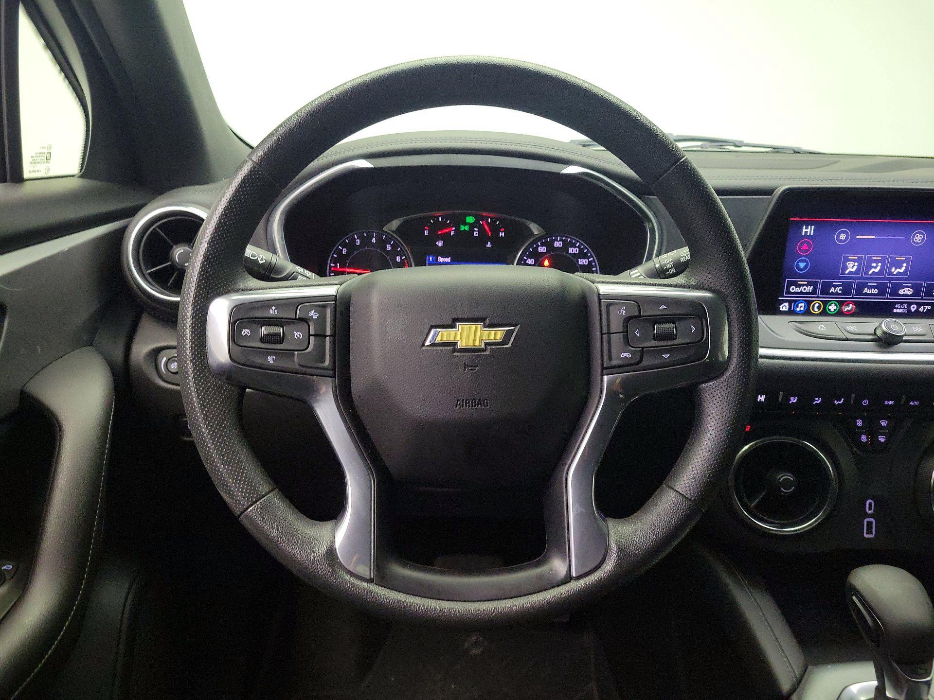Thumbnail: 2022 Chevrolet Blazer - 10