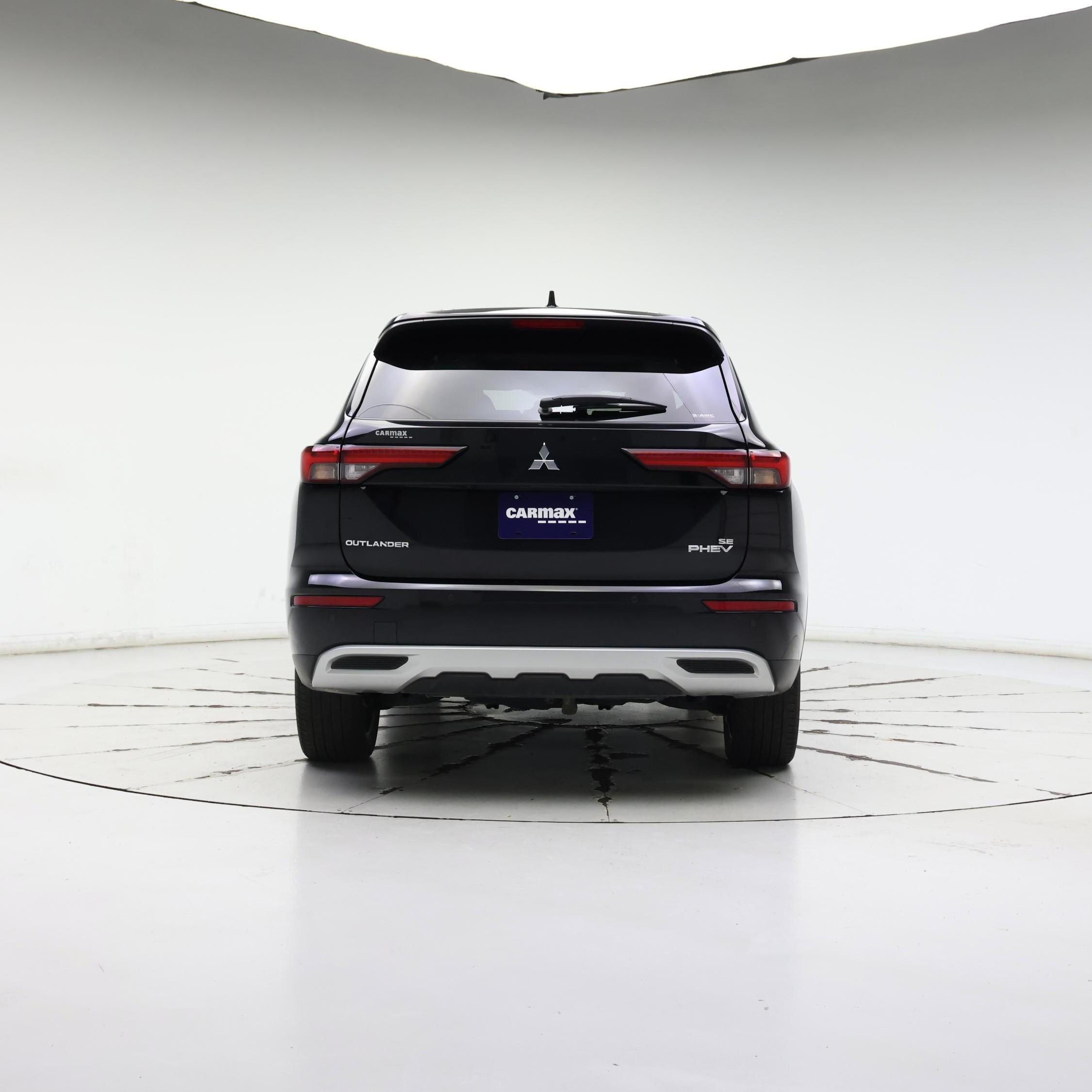 Thumbnail: 2023 Mitsubishi Outlander - 6