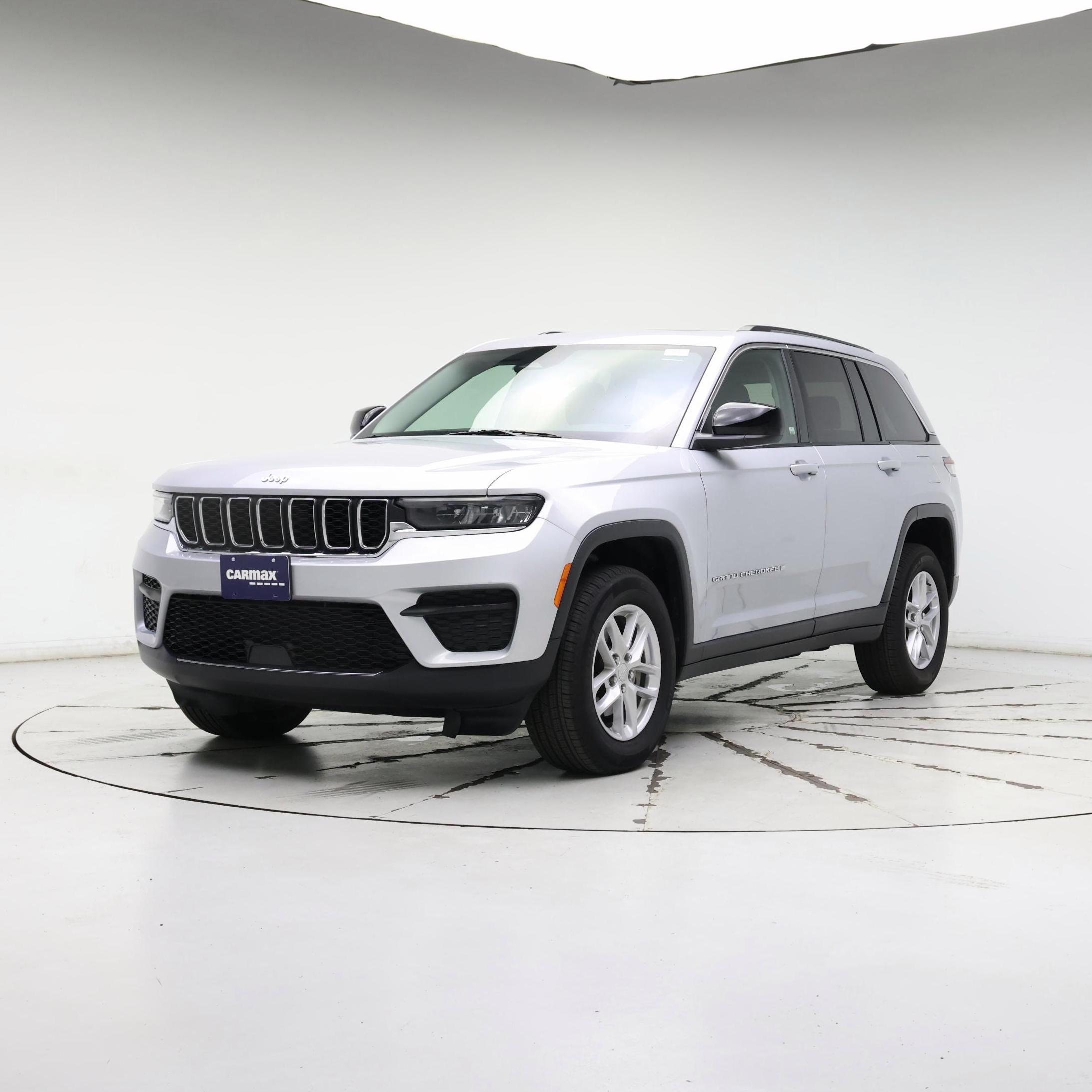 Thumbnail: 2023 Jeep Grand Cherokee - 4