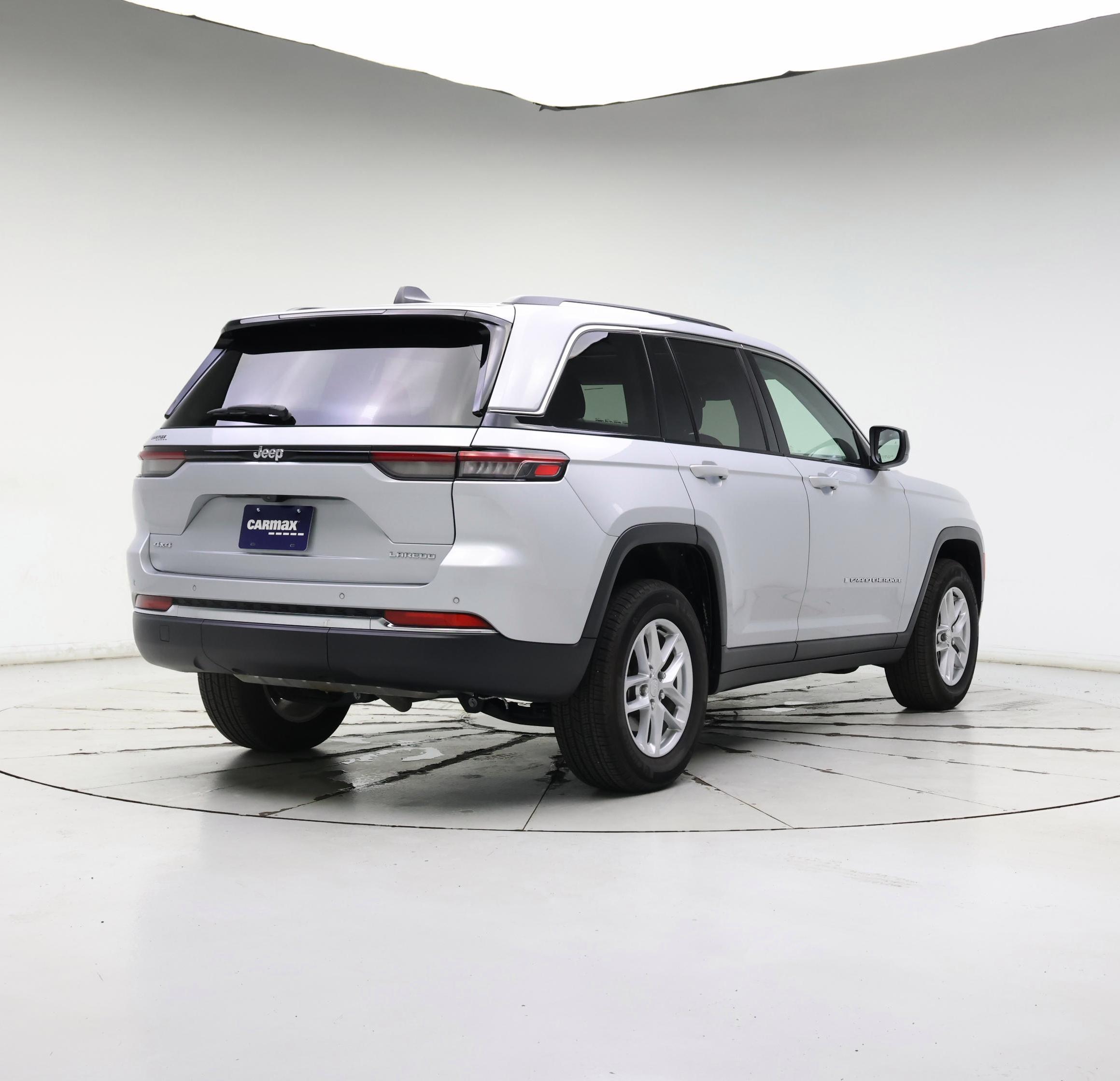 Thumbnail: 2023 Jeep Grand Cherokee - 8