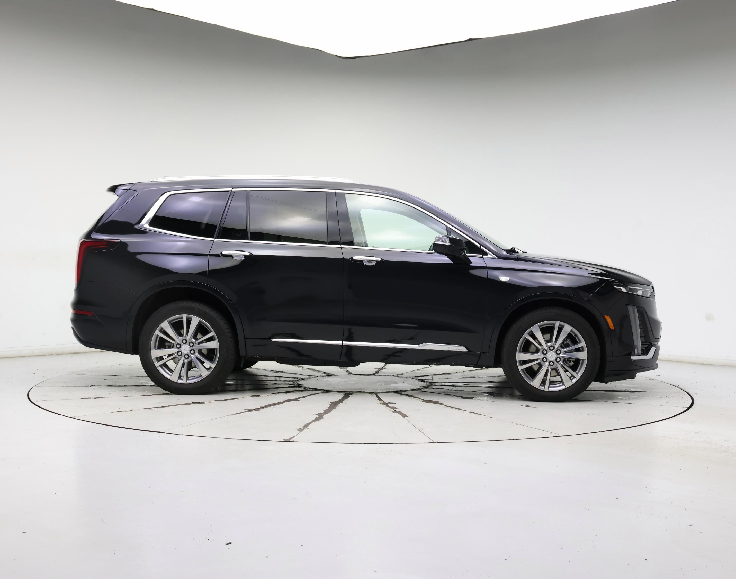 Thumbnail: 2023 Cadillac XT6 - 7