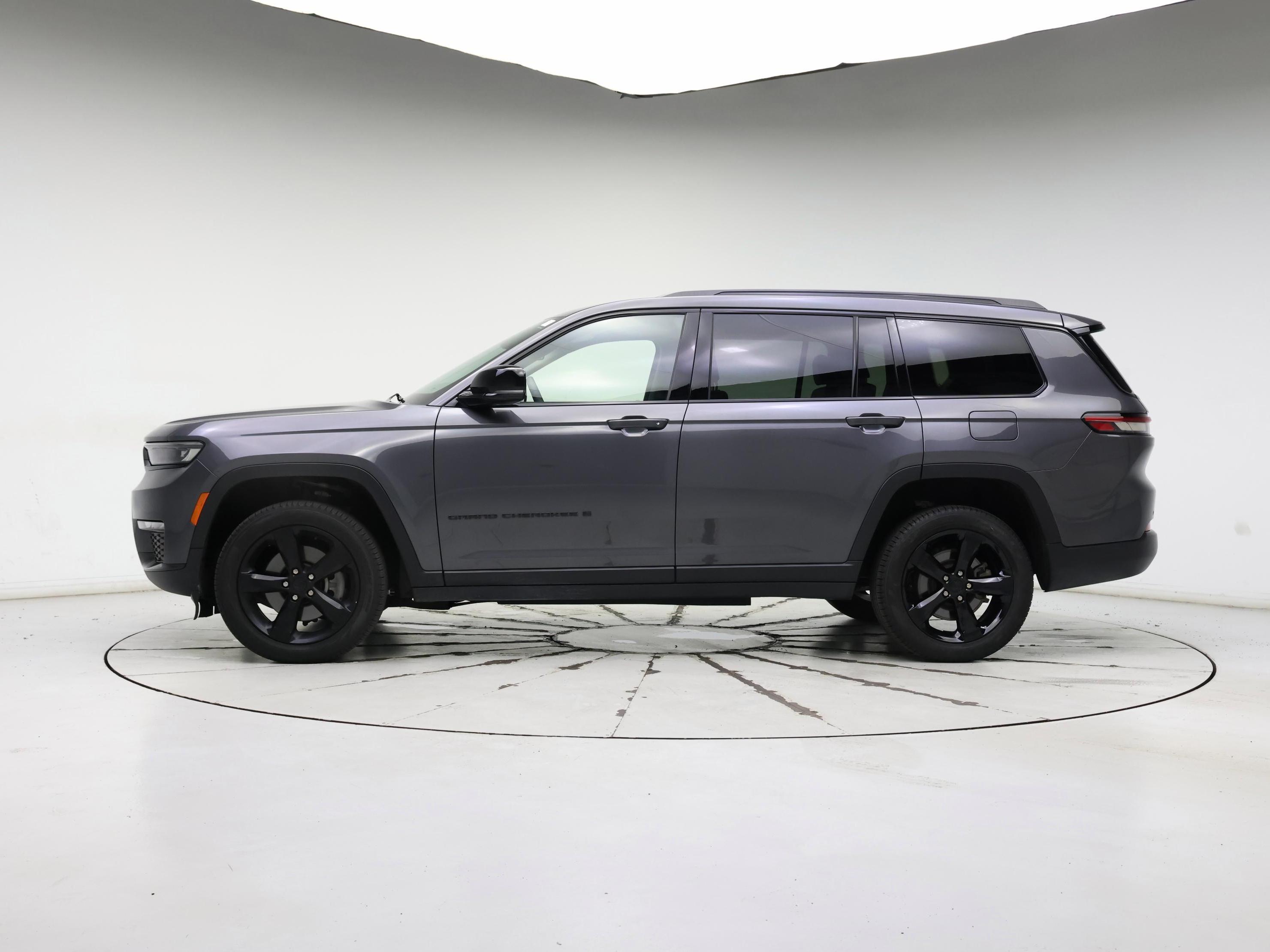 Thumbnail: 2023 Jeep Grand Cherokee L - 3