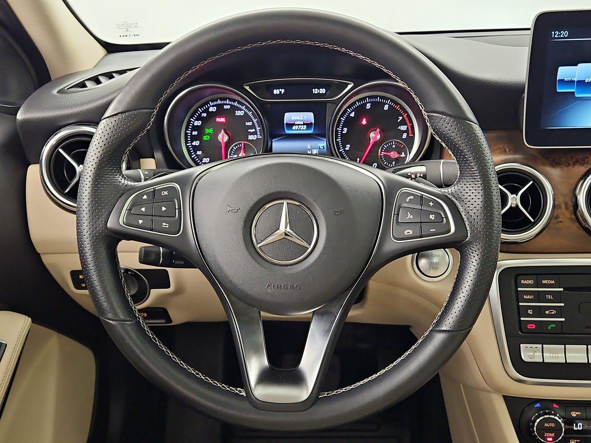 Thumbnail: 2020 Mercedes-Benz GLA - 10