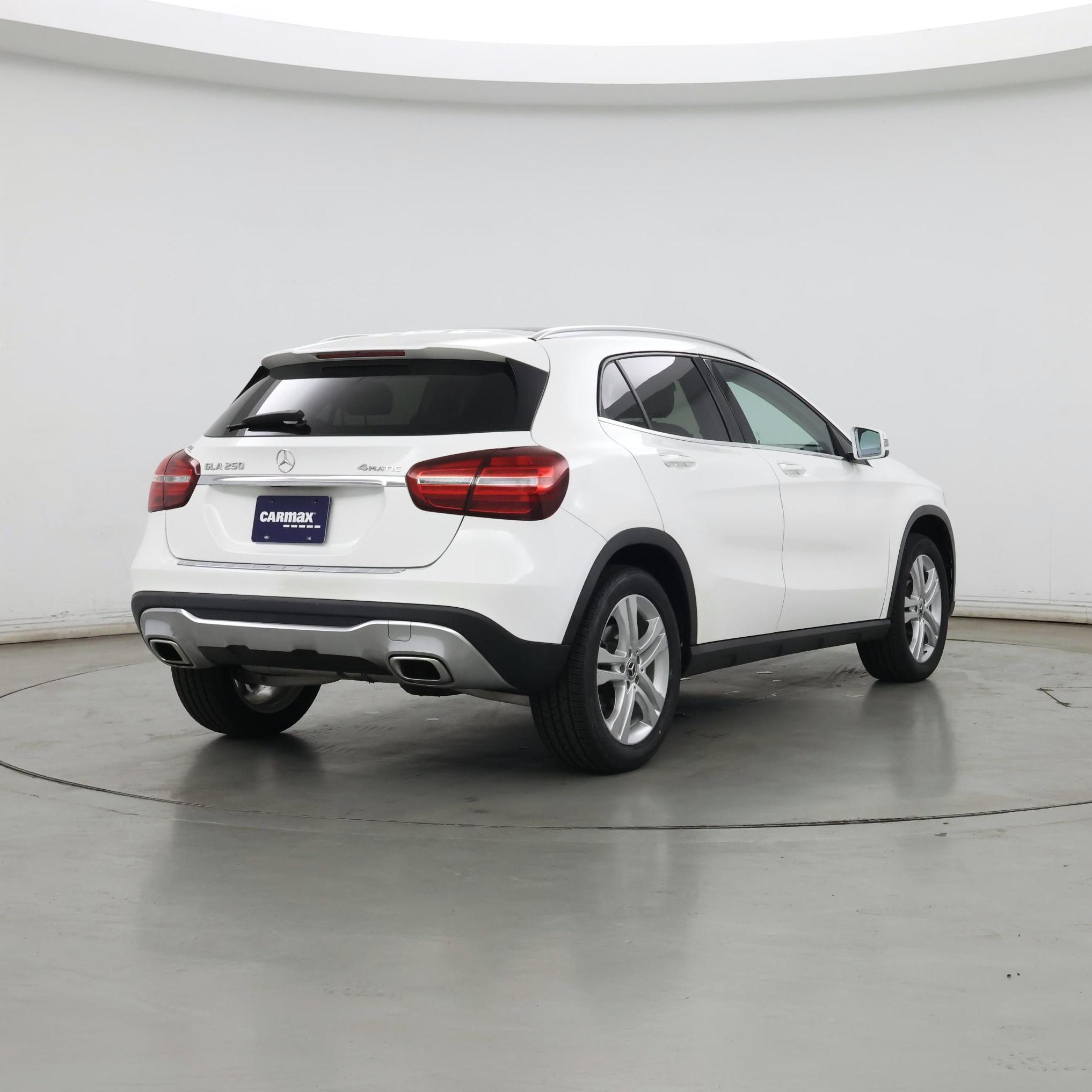 Thumbnail: 2020 Mercedes-Benz GLA - 8