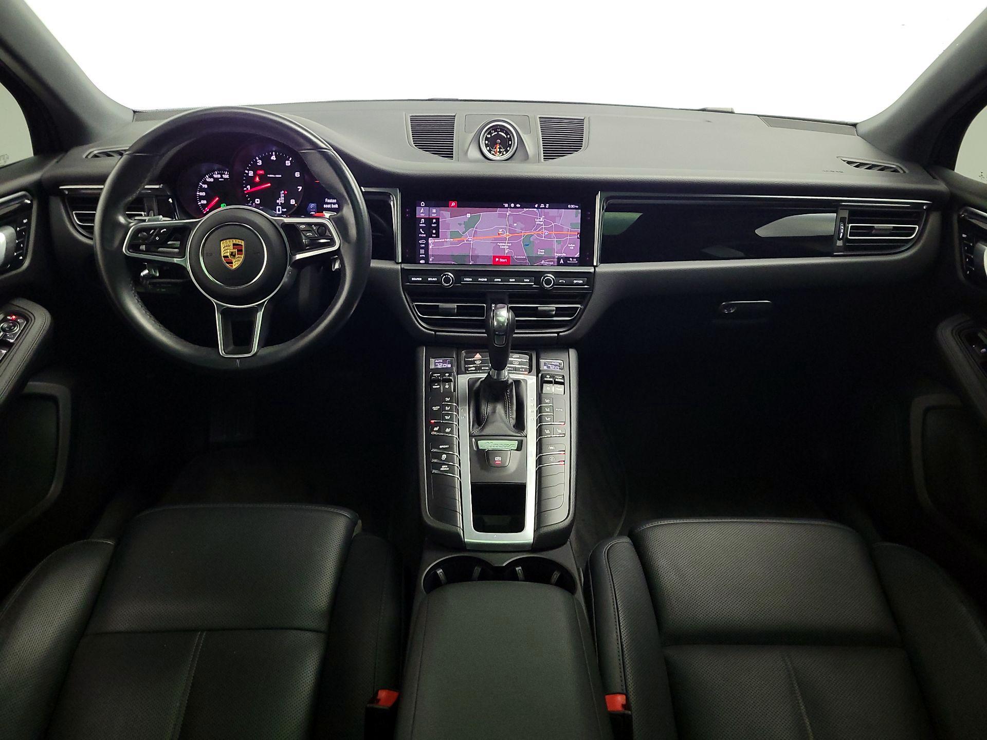 Thumbnail: 2020 Porsche Macan - 9