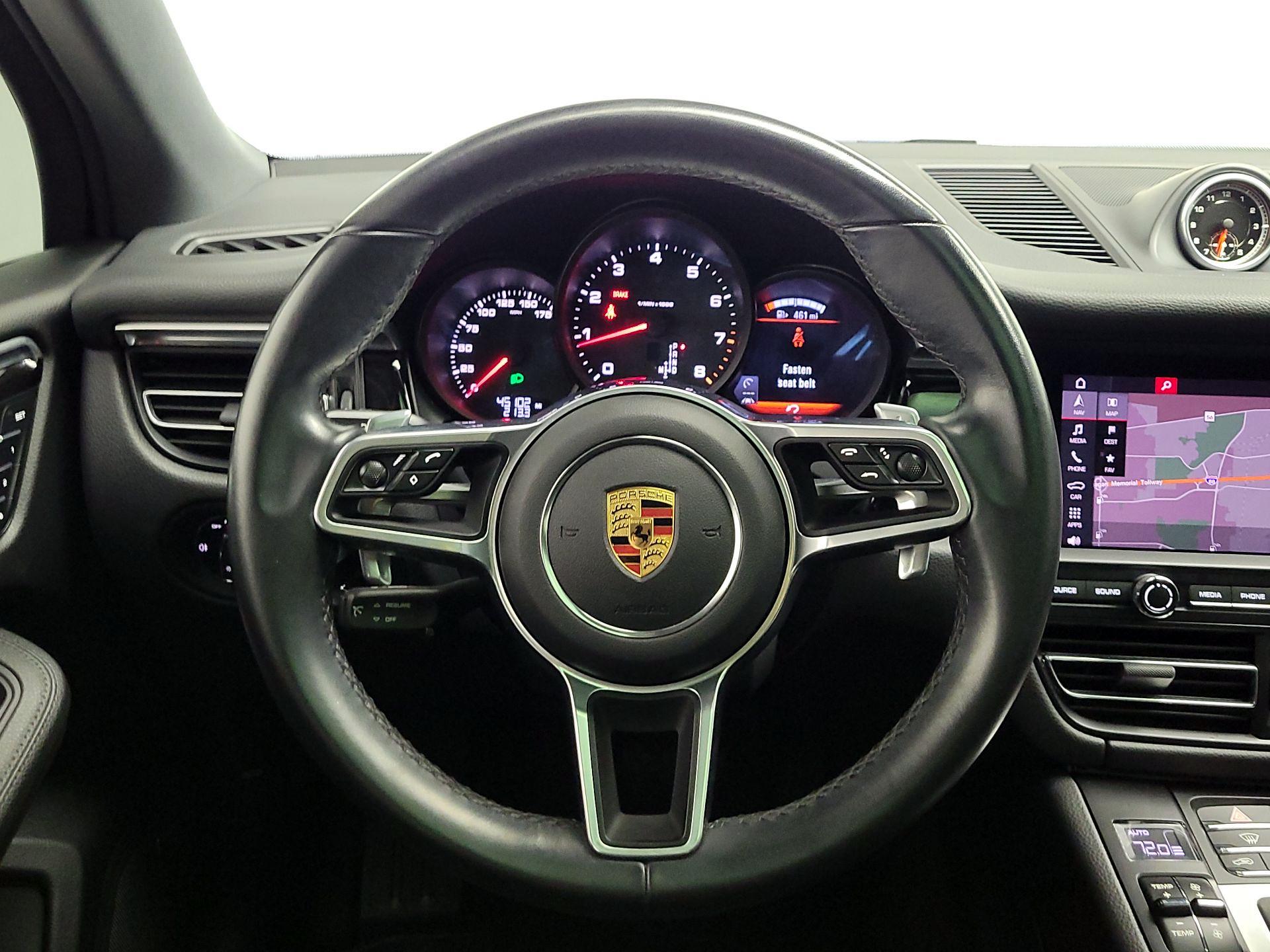Thumbnail: 2020 Porsche Macan - 10