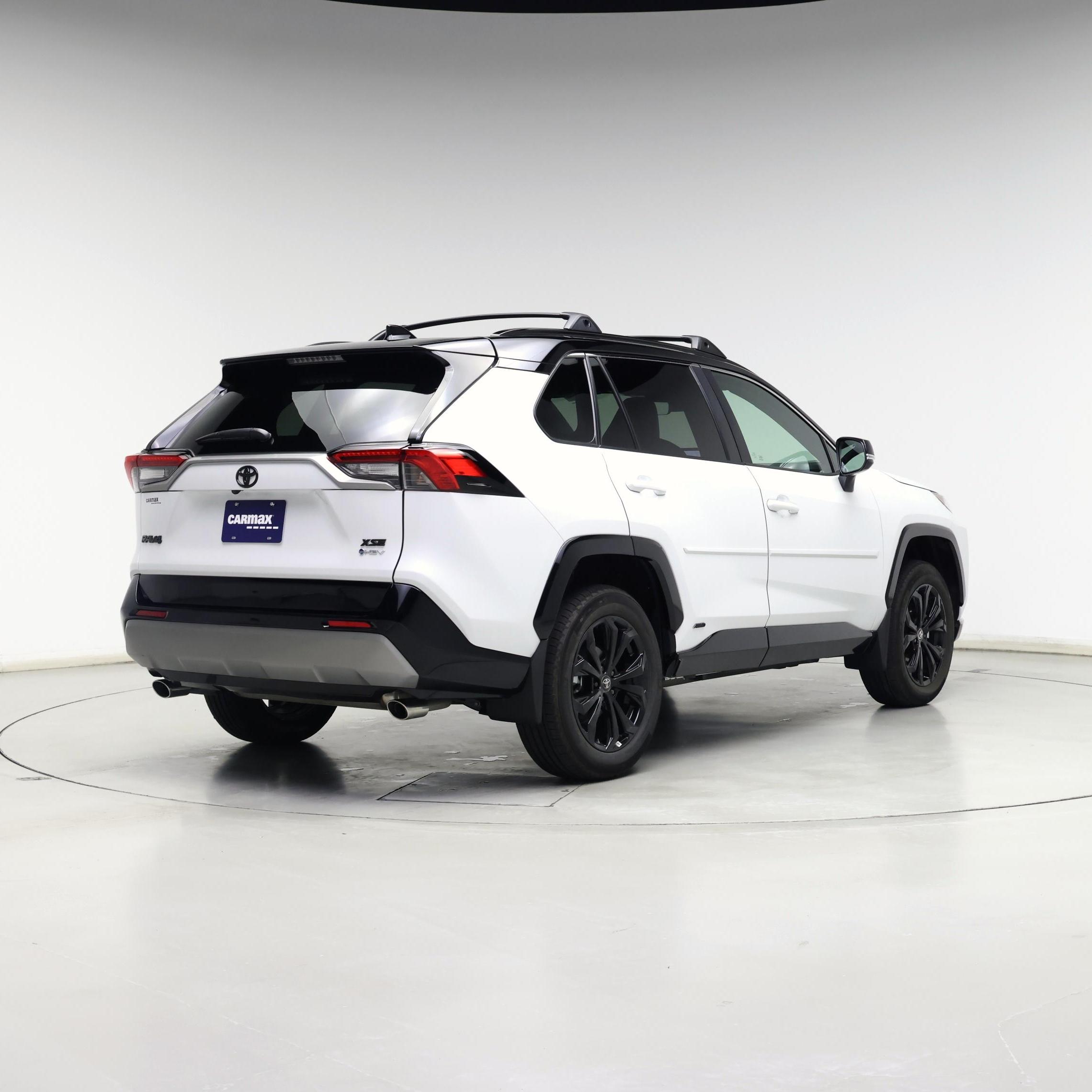 Thumbnail: 2025 Toyota RAV4 - 8