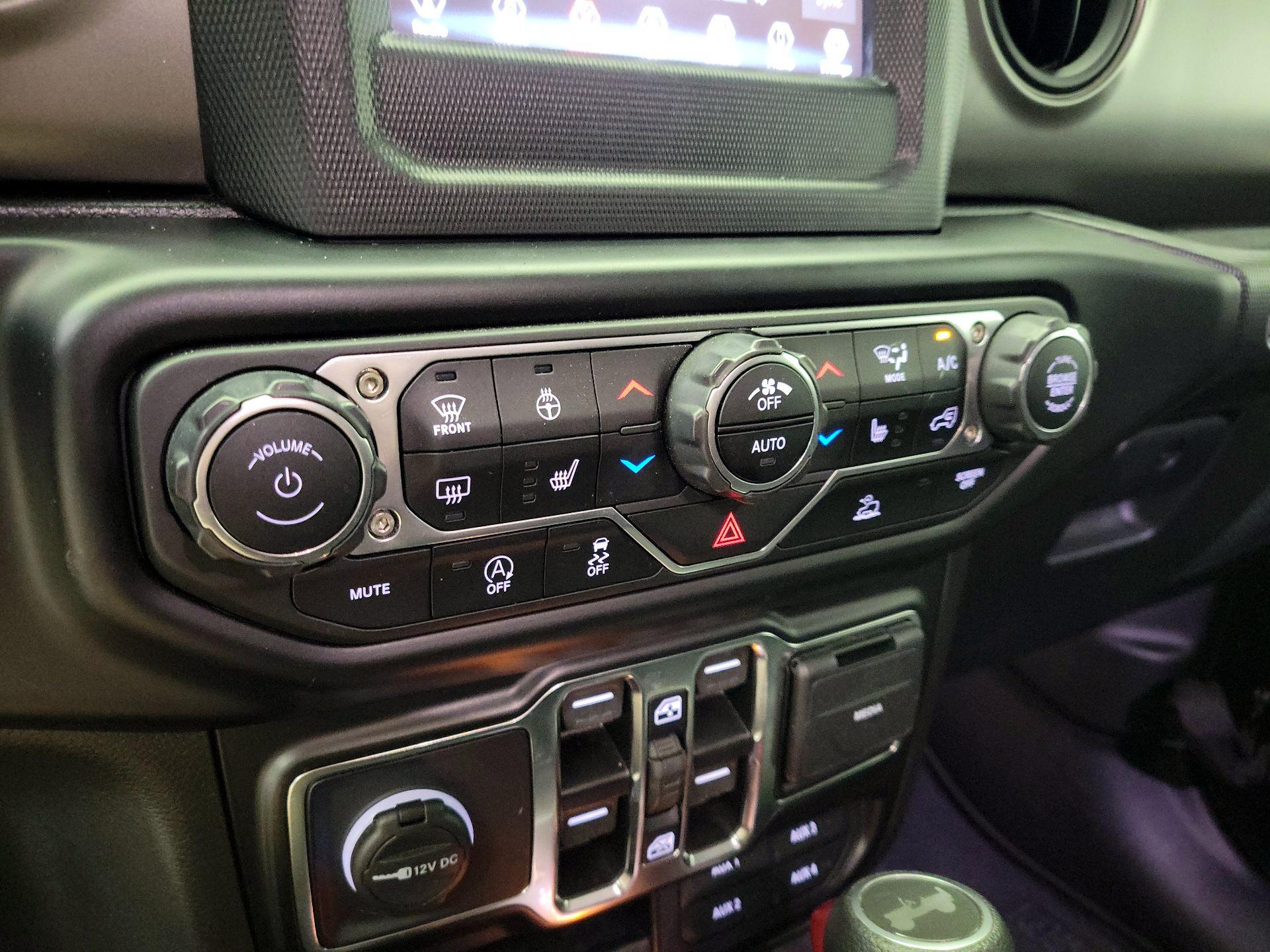 Thumbnail: 2021 Jeep Wrangler - 16