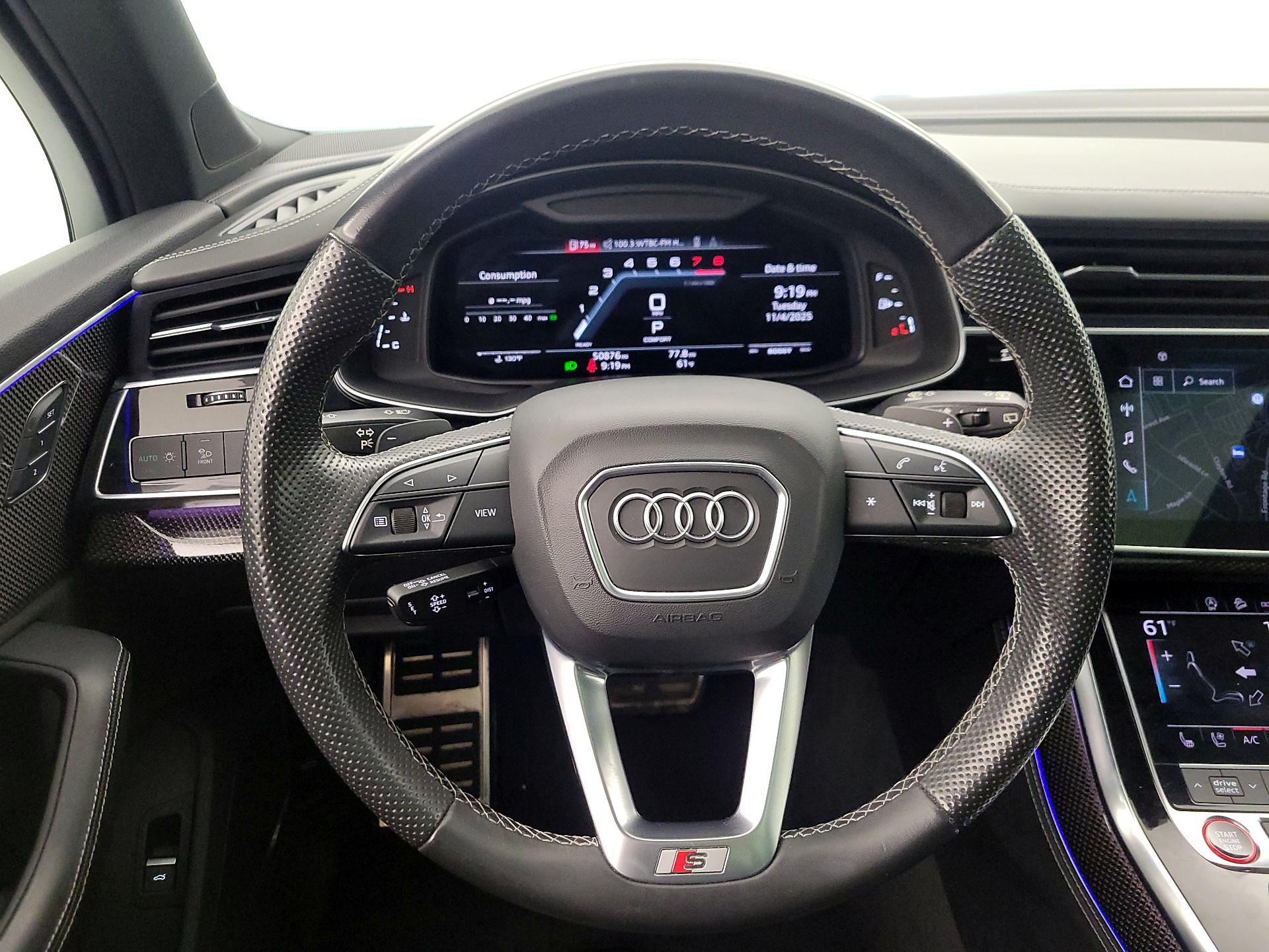 Thumbnail: 2021 Audi SQ7 - 10