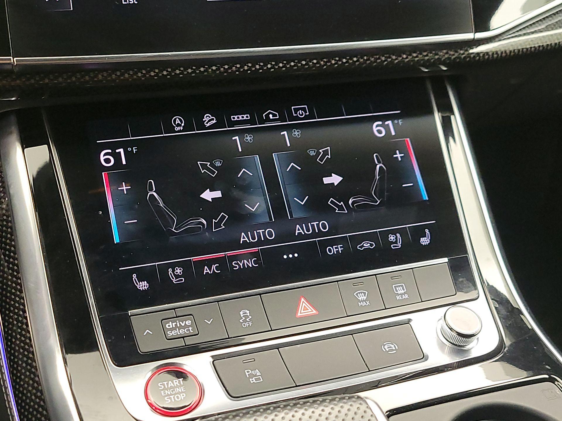 Thumbnail: 2021 Audi SQ7 - 17