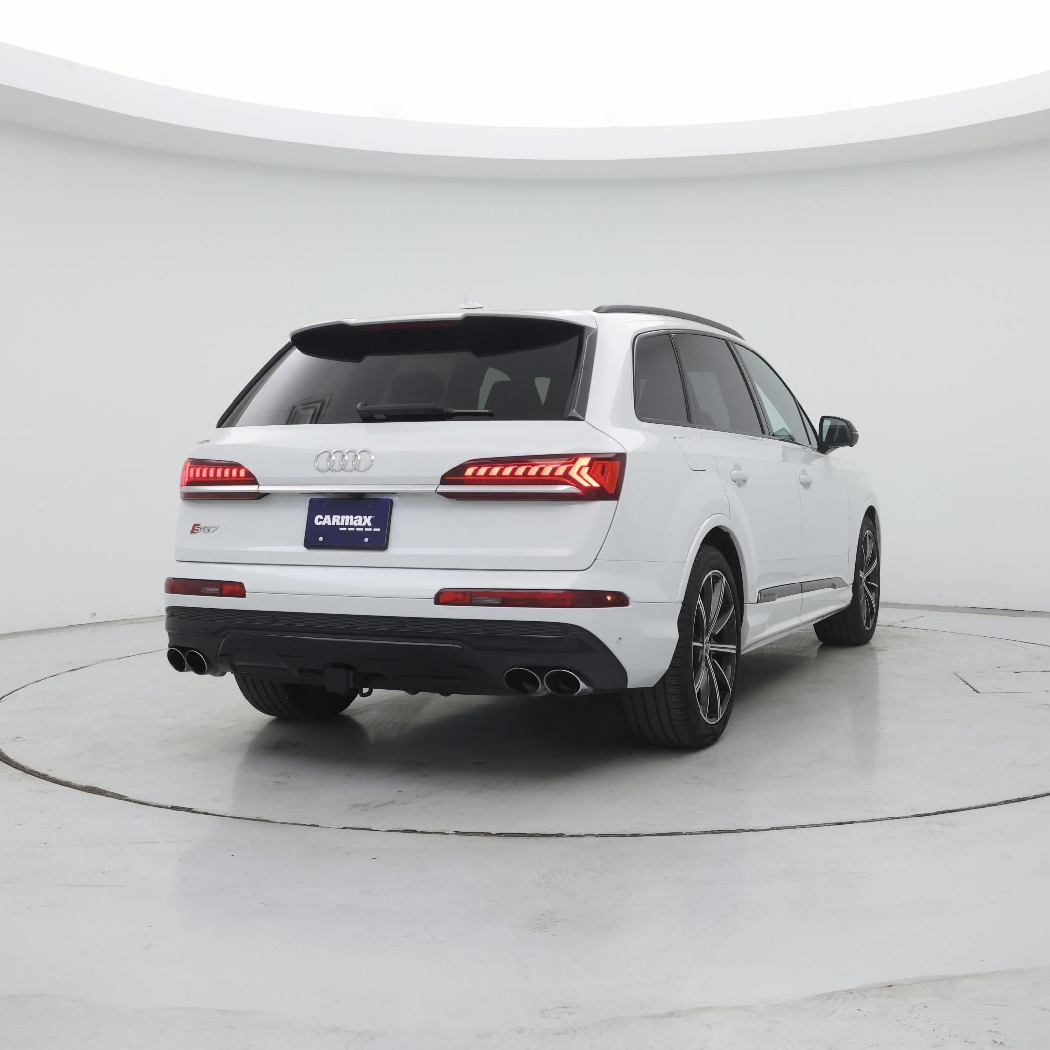 Thumbnail: 2021 Audi SQ7 - 8