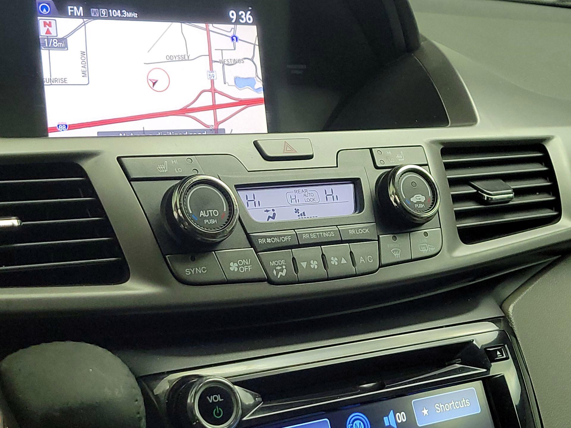 Thumbnail: 2014 Honda Odyssey - 17