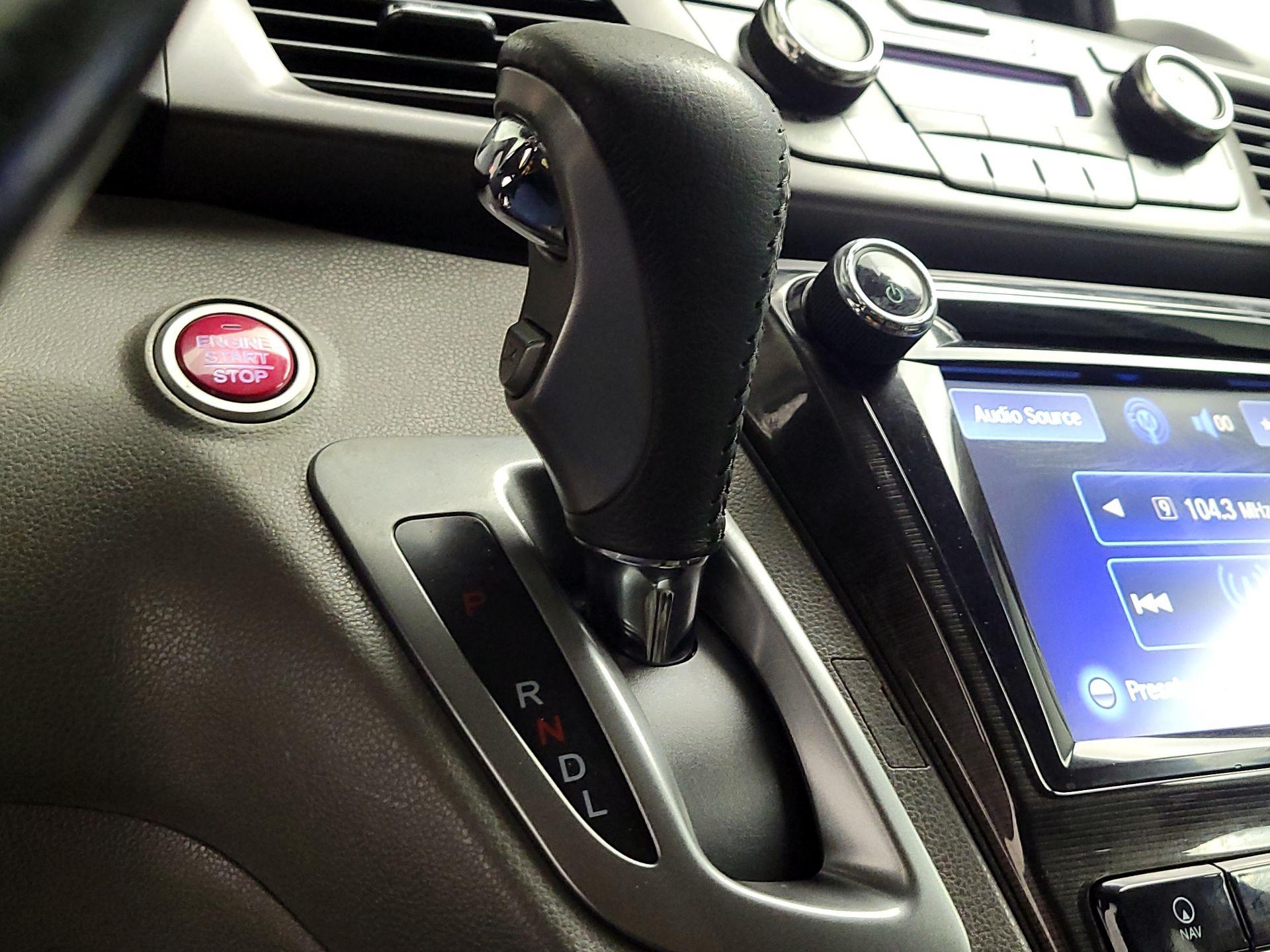 Thumbnail: 2014 Honda Odyssey - 18