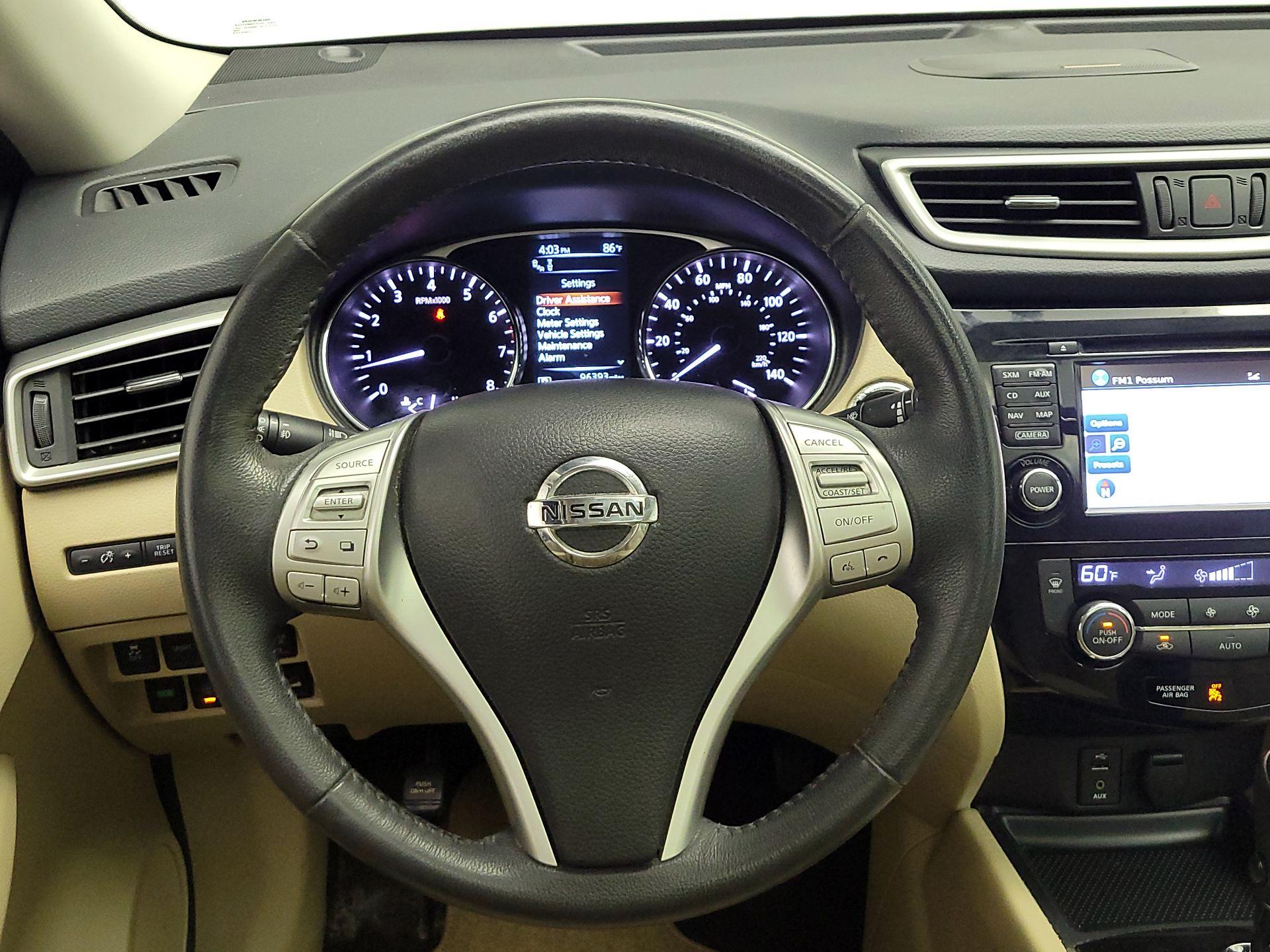Thumbnail: 2016 Nissan Rogue - 10