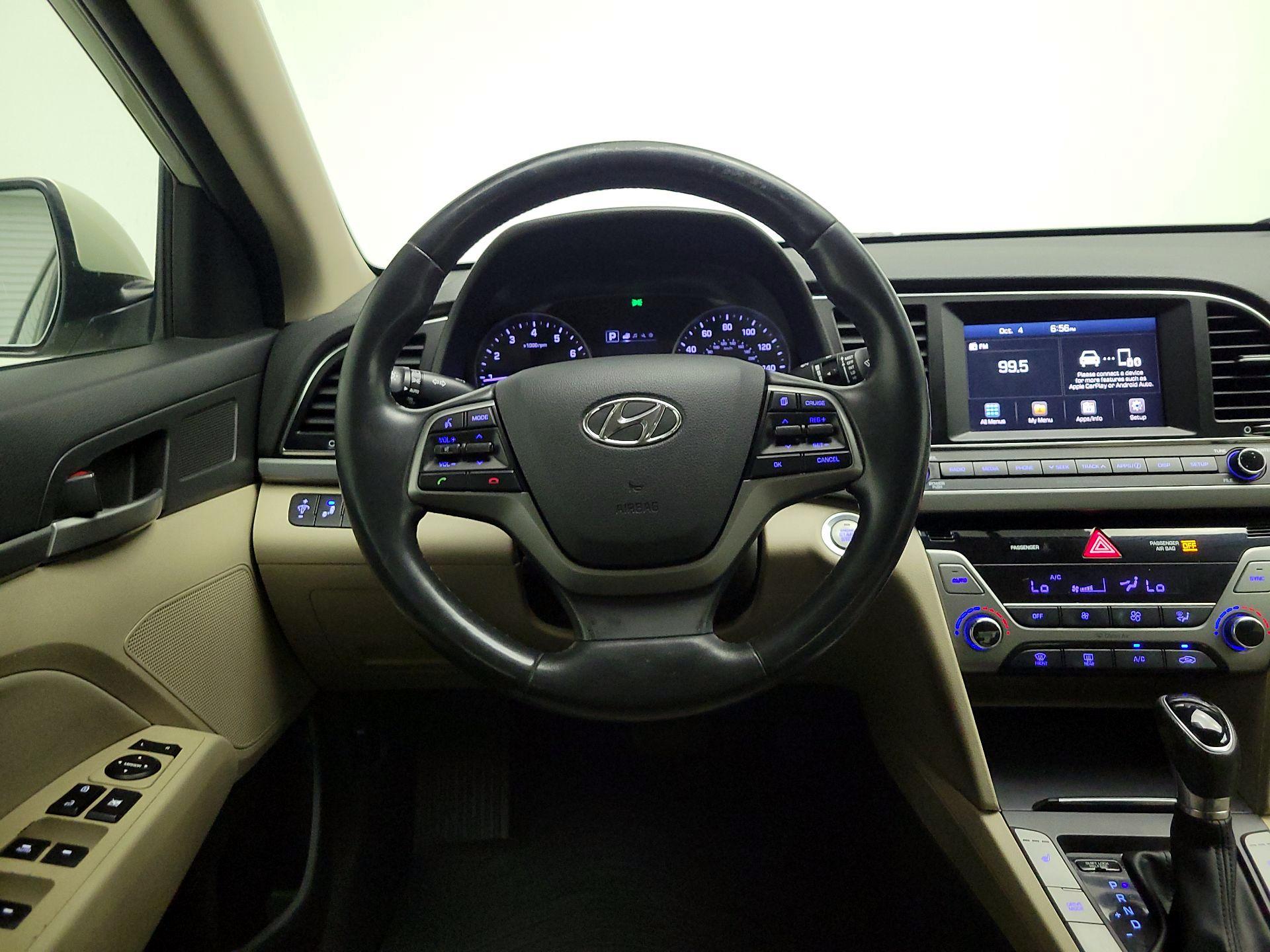 Thumbnail: 2017 Hyundai Elantra - 10