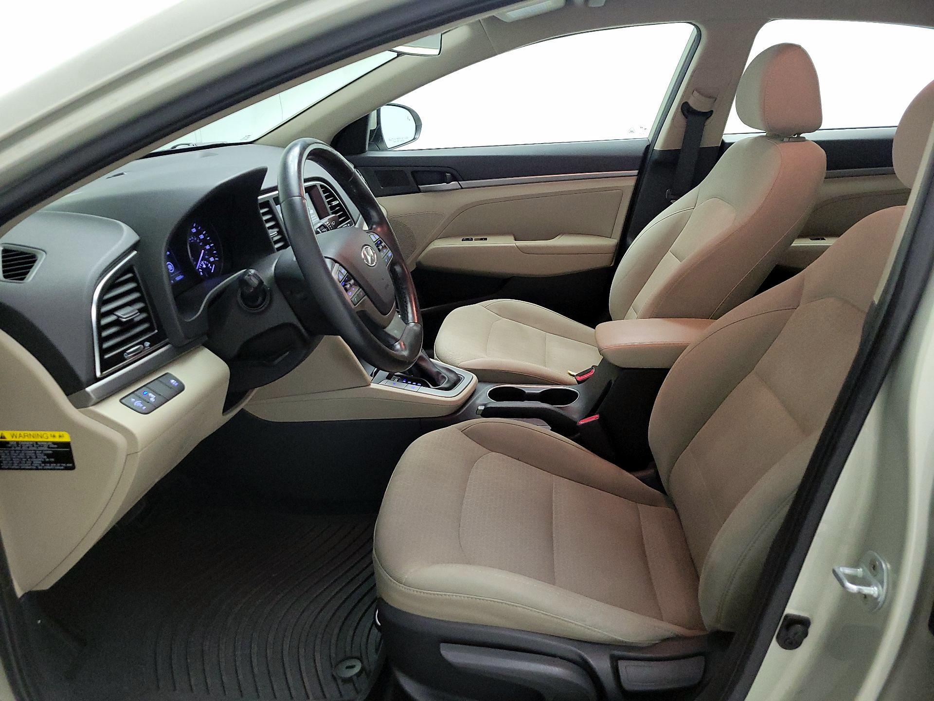 Thumbnail: 2017 Hyundai Elantra - 11