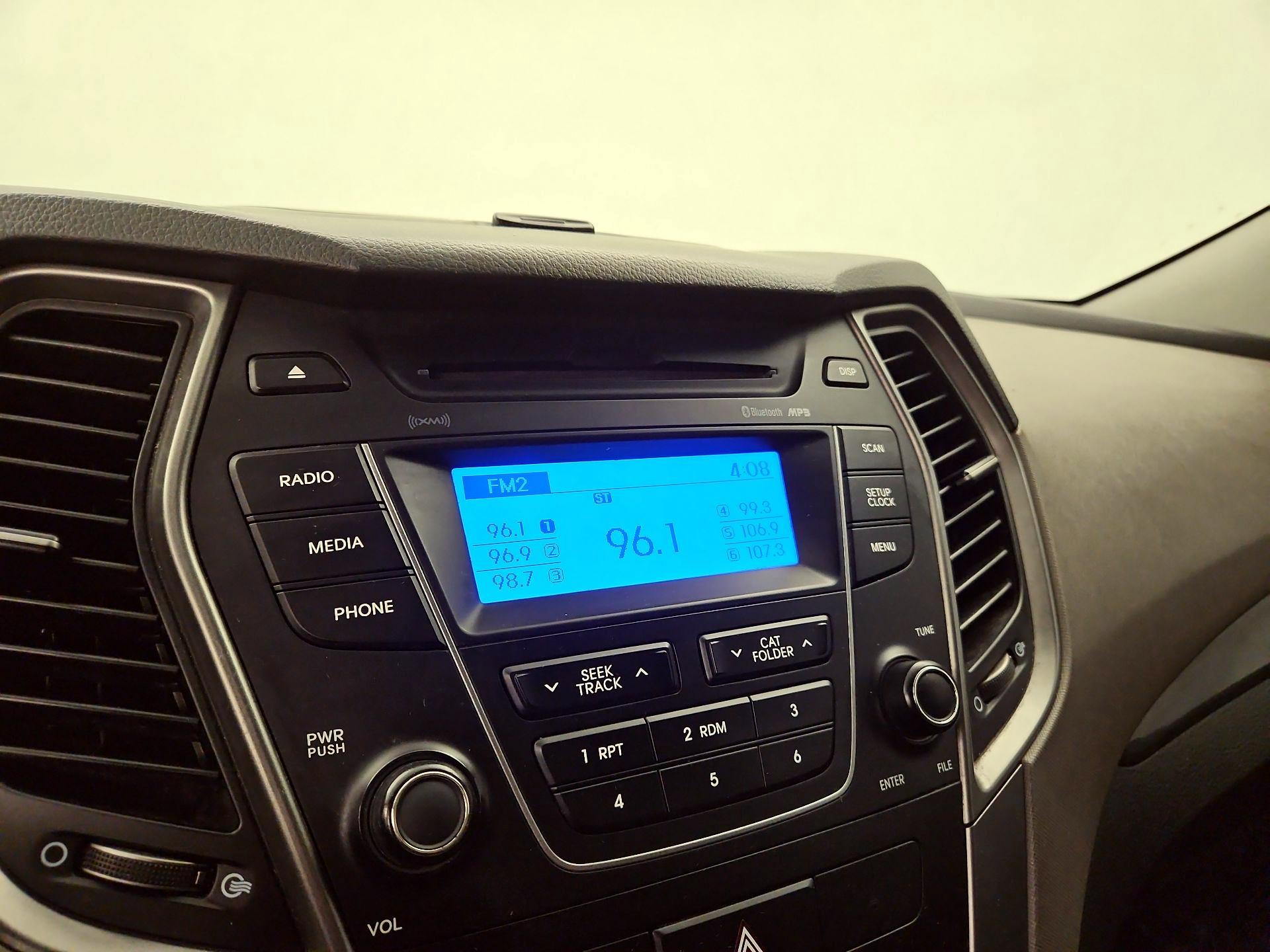 Thumbnail: 2016 Hyundai Santa Fe - 14