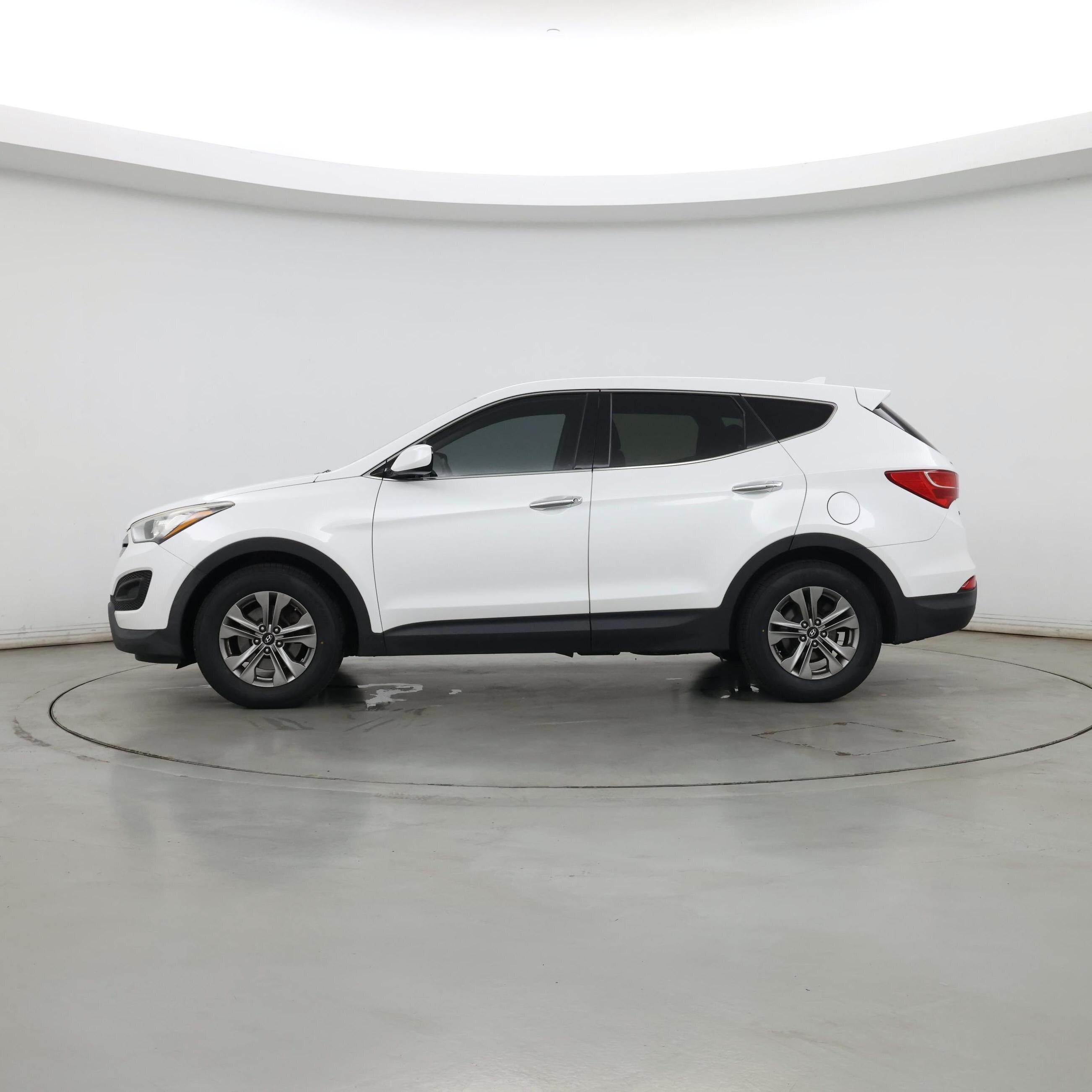 Thumbnail: 2016 Hyundai Santa Fe - 3