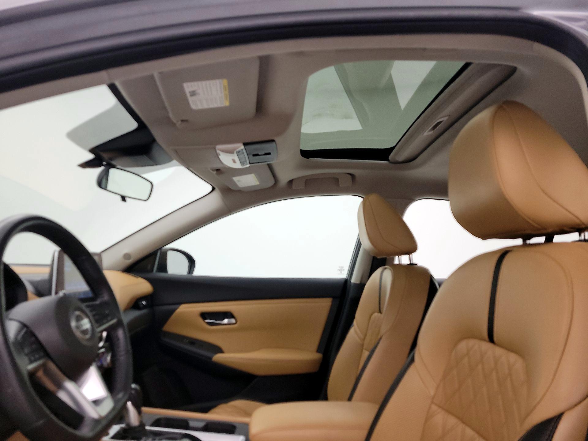 Thumbnail: 2023 Nissan Sentra - 19