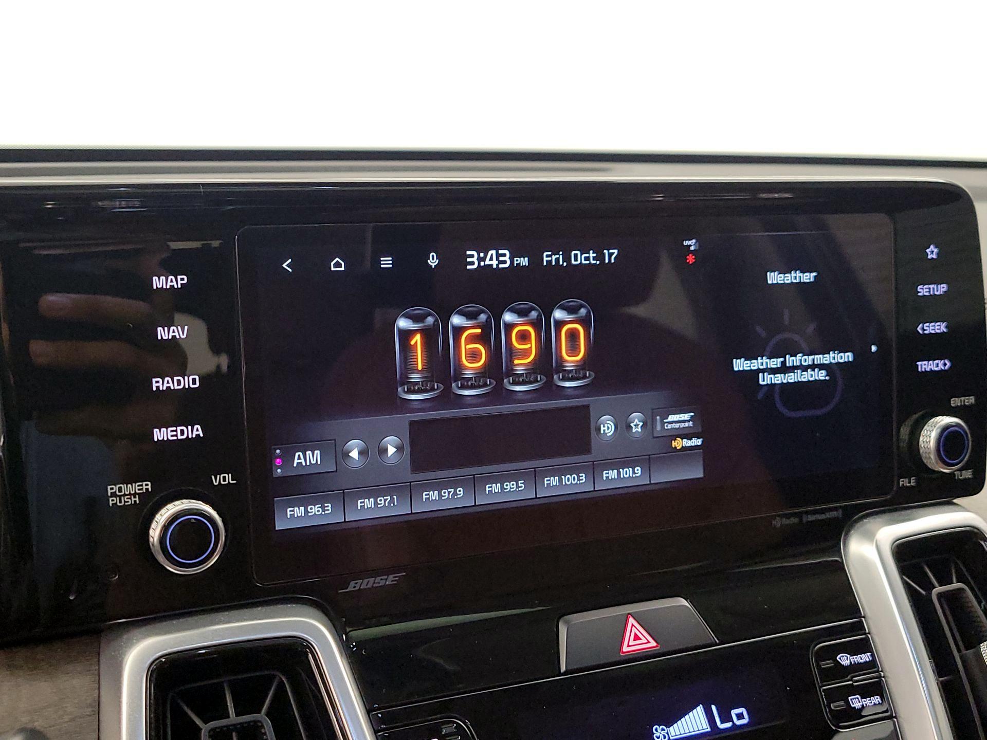 Thumbnail: 2022 Kia Sorento - 16