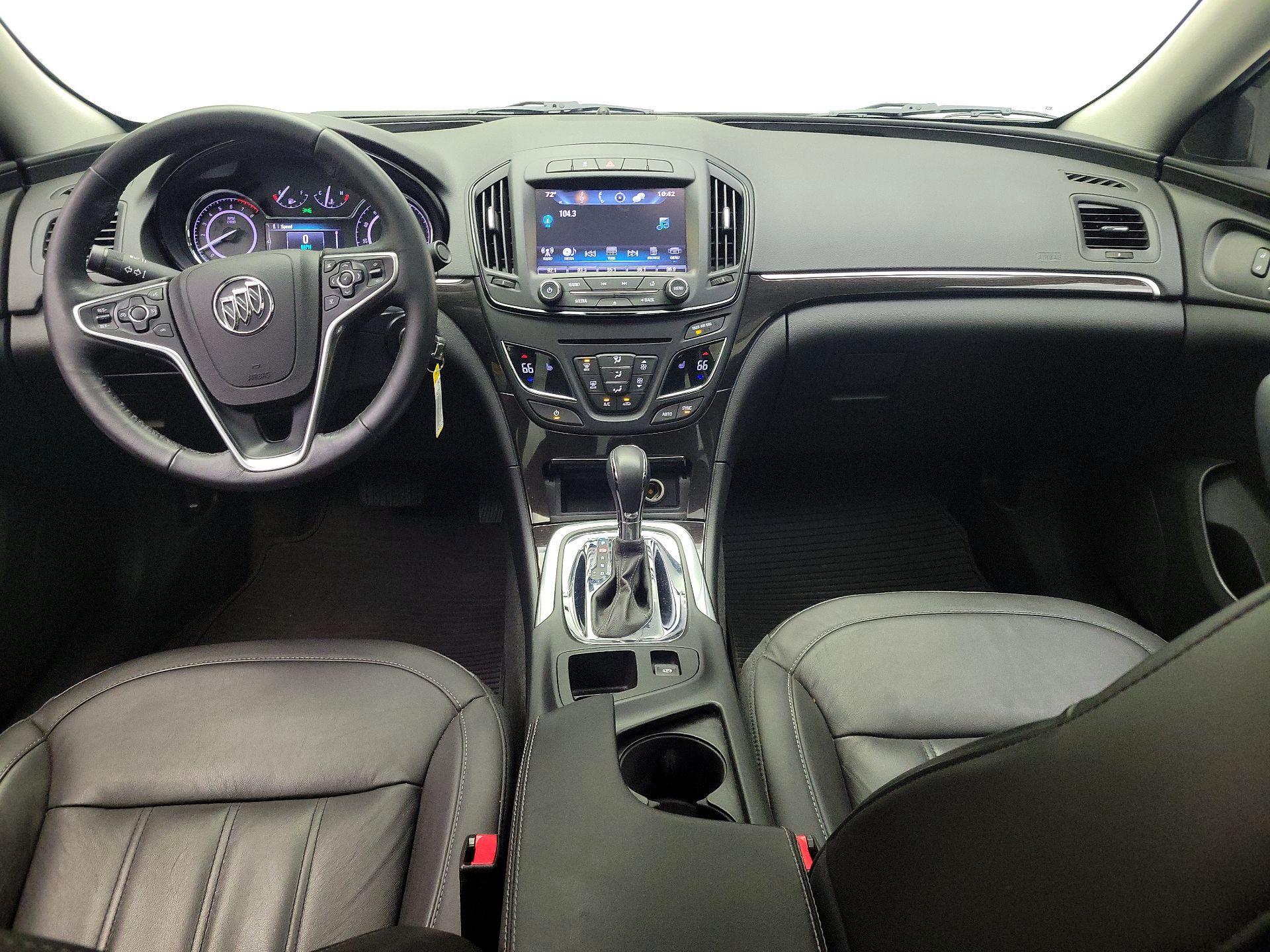 Thumbnail: 2016 Buick Regal - 9