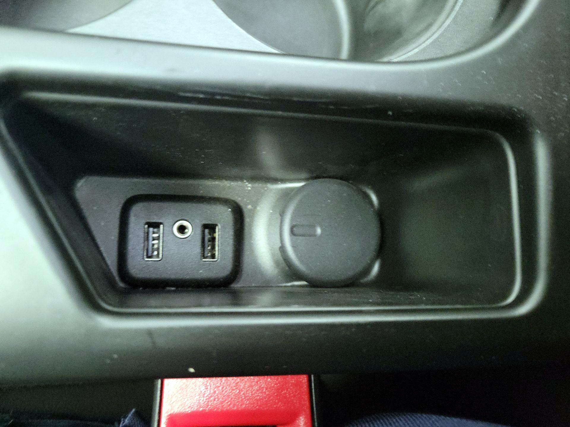 Thumbnail: 2016 Buick Regal - 19