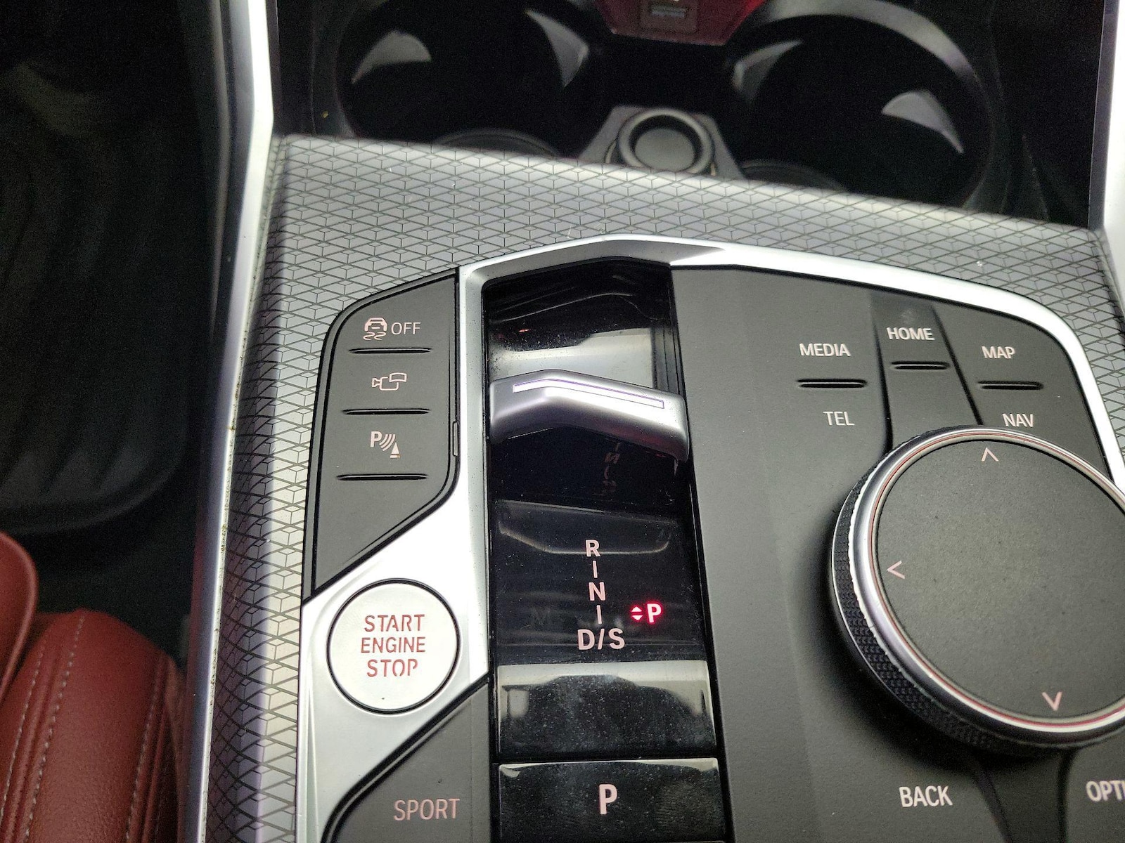2024 BMW 3 Series M340i - Photo 19