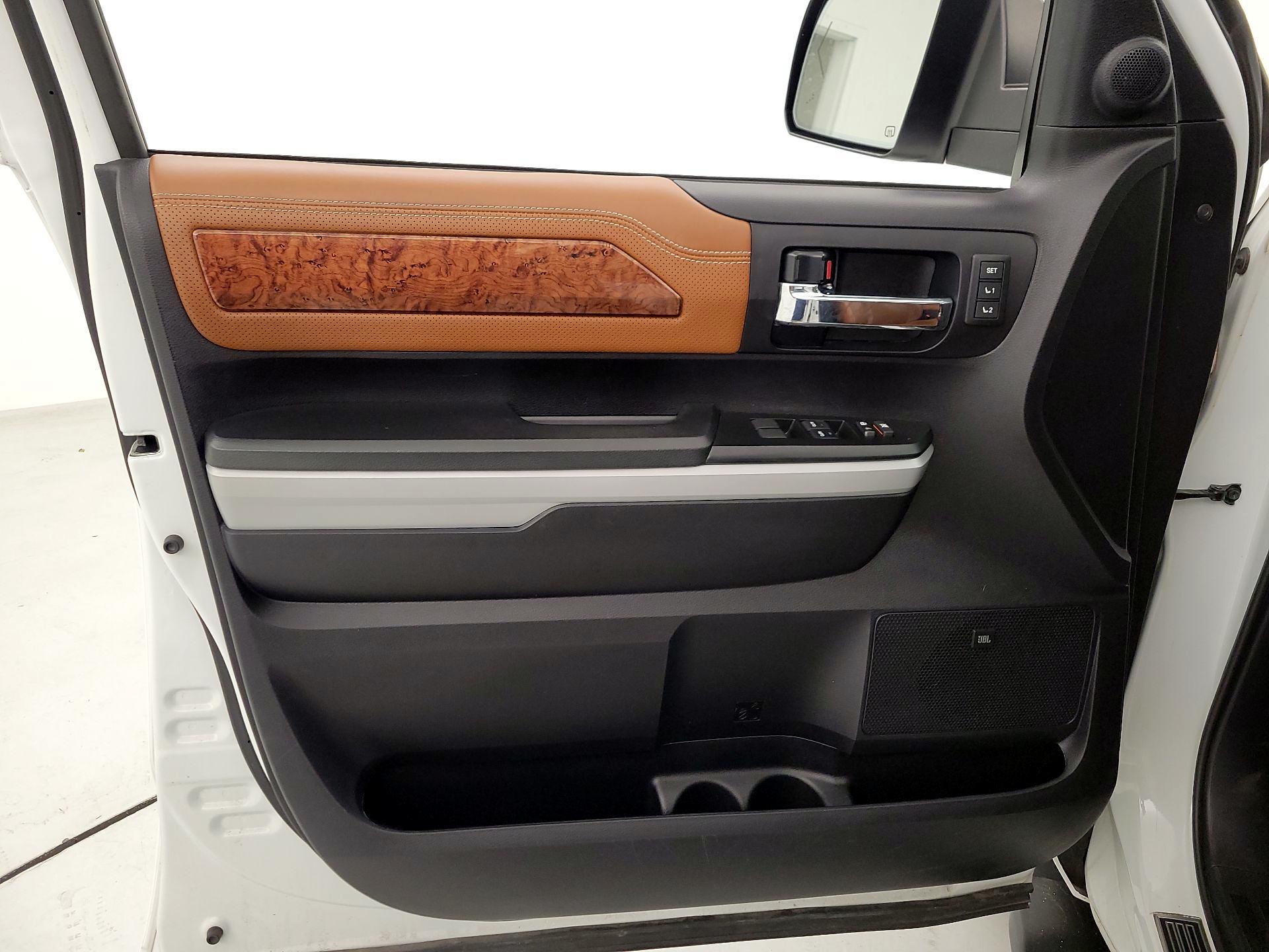 Thumbnail: 2020 Toyota Tundra - 12
